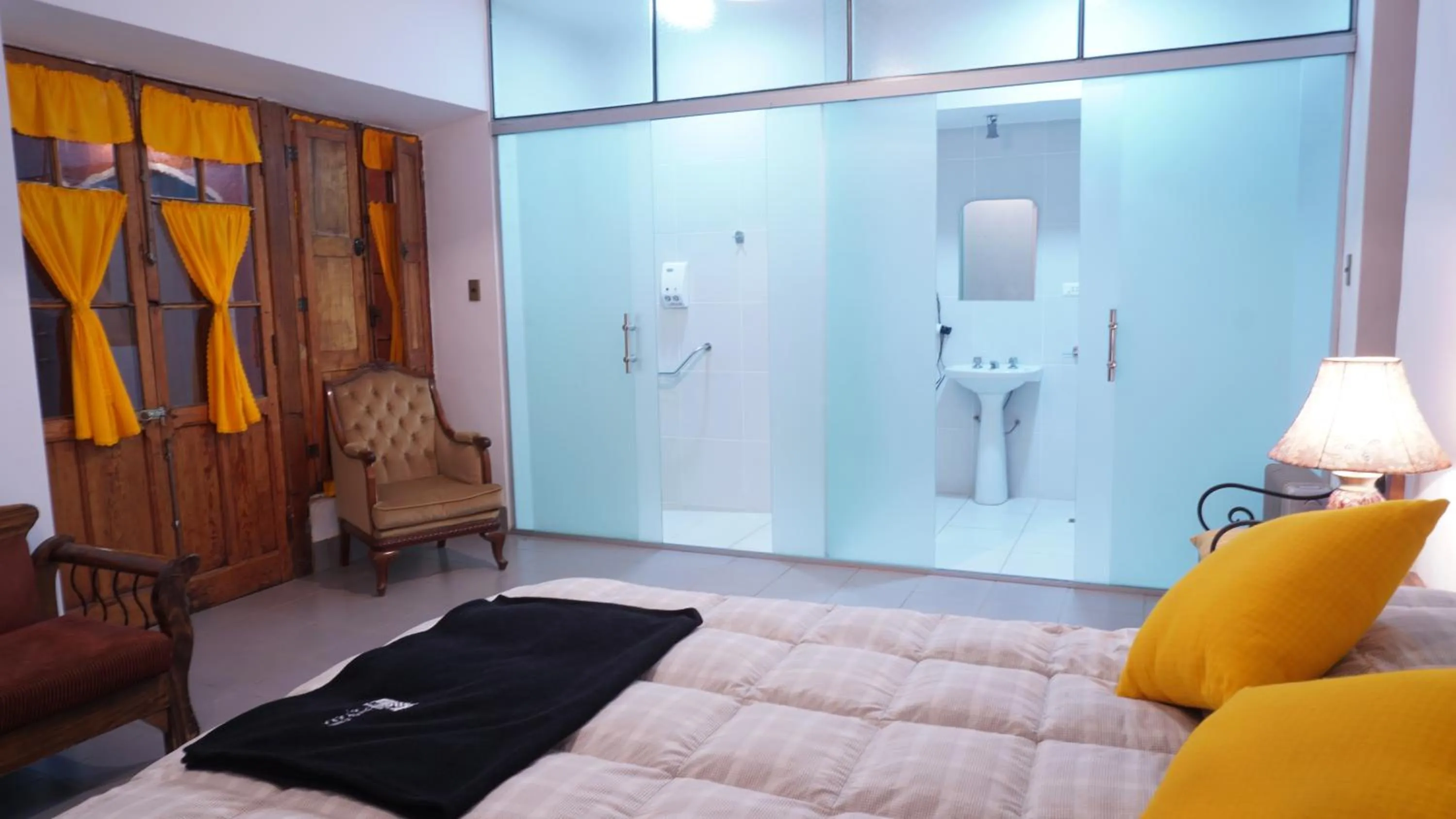 Photo of the whole room, Bed in Hotel Museo Cayara