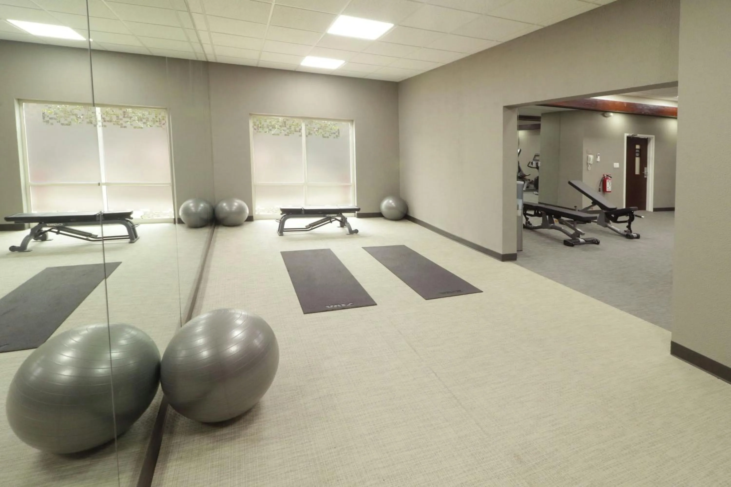 Fitness centre/facilities in Courtyard Monterrey Airport