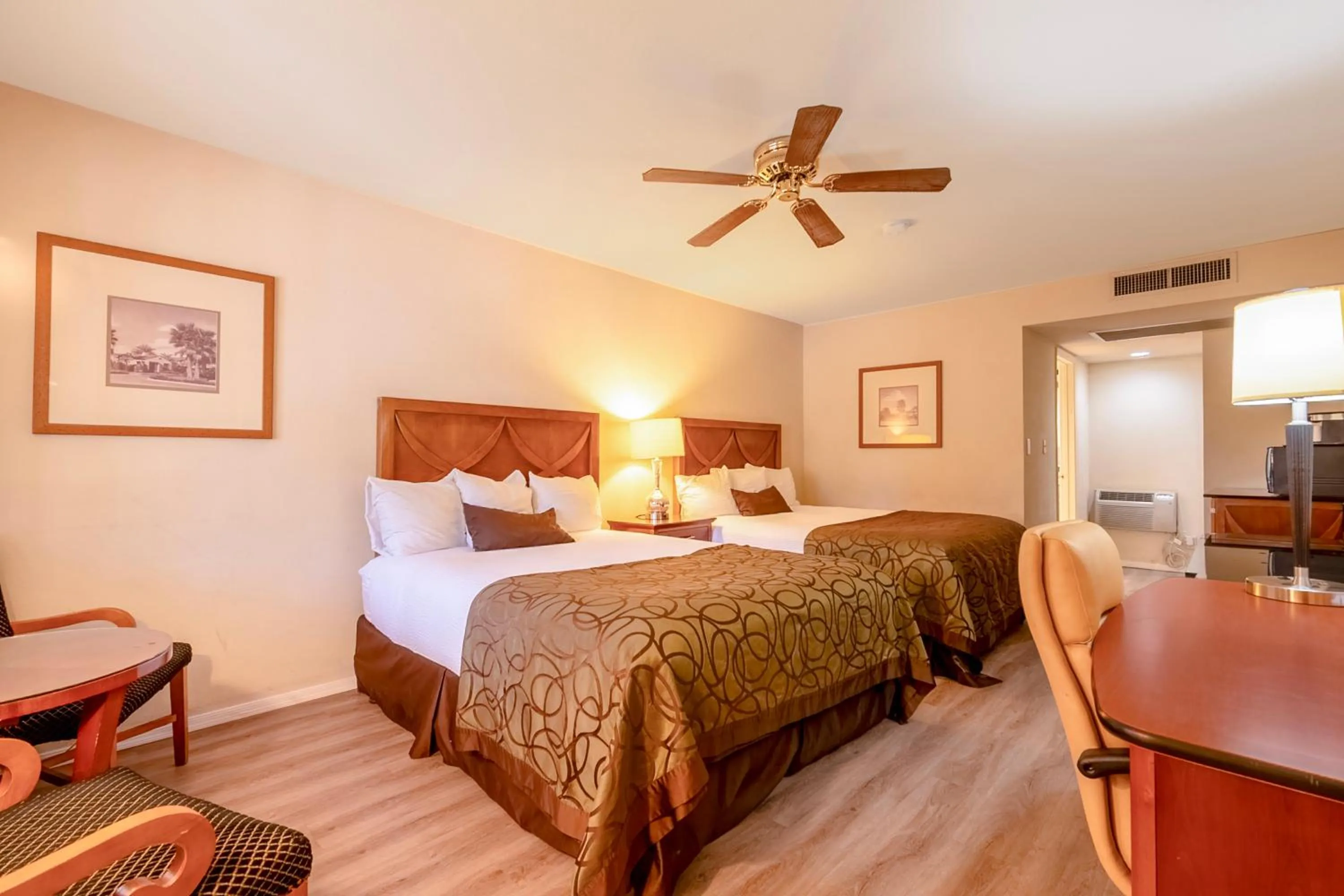 Bedroom, Bed in Historic Coronado Motor Hotel by OYO