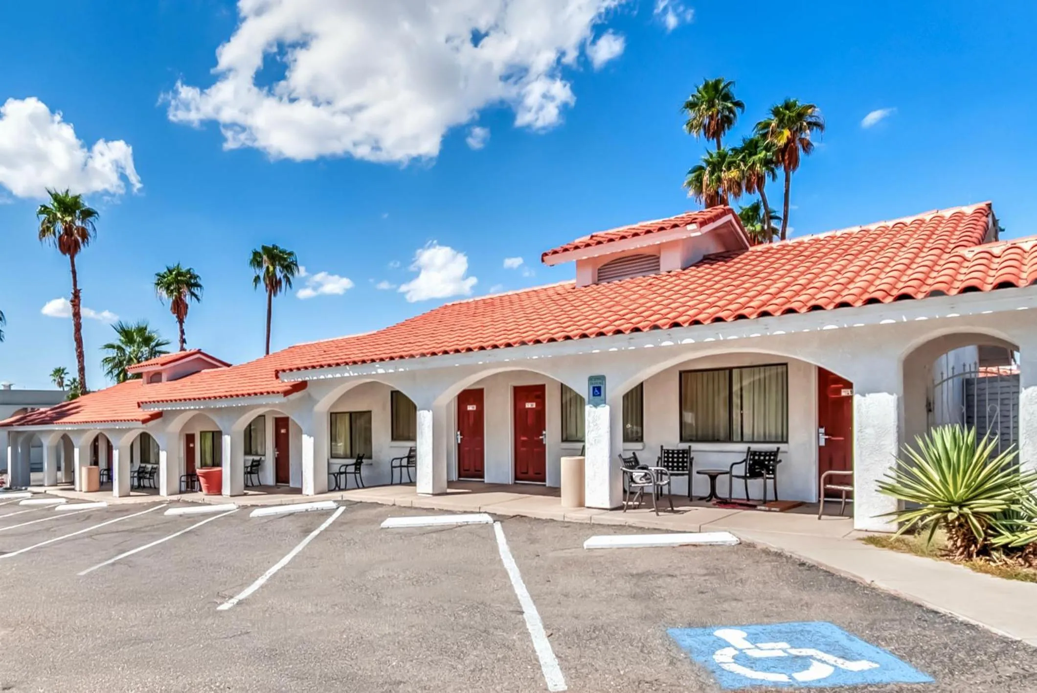 Facade/entrance in Historic Coronado Motor Hotel by OYO