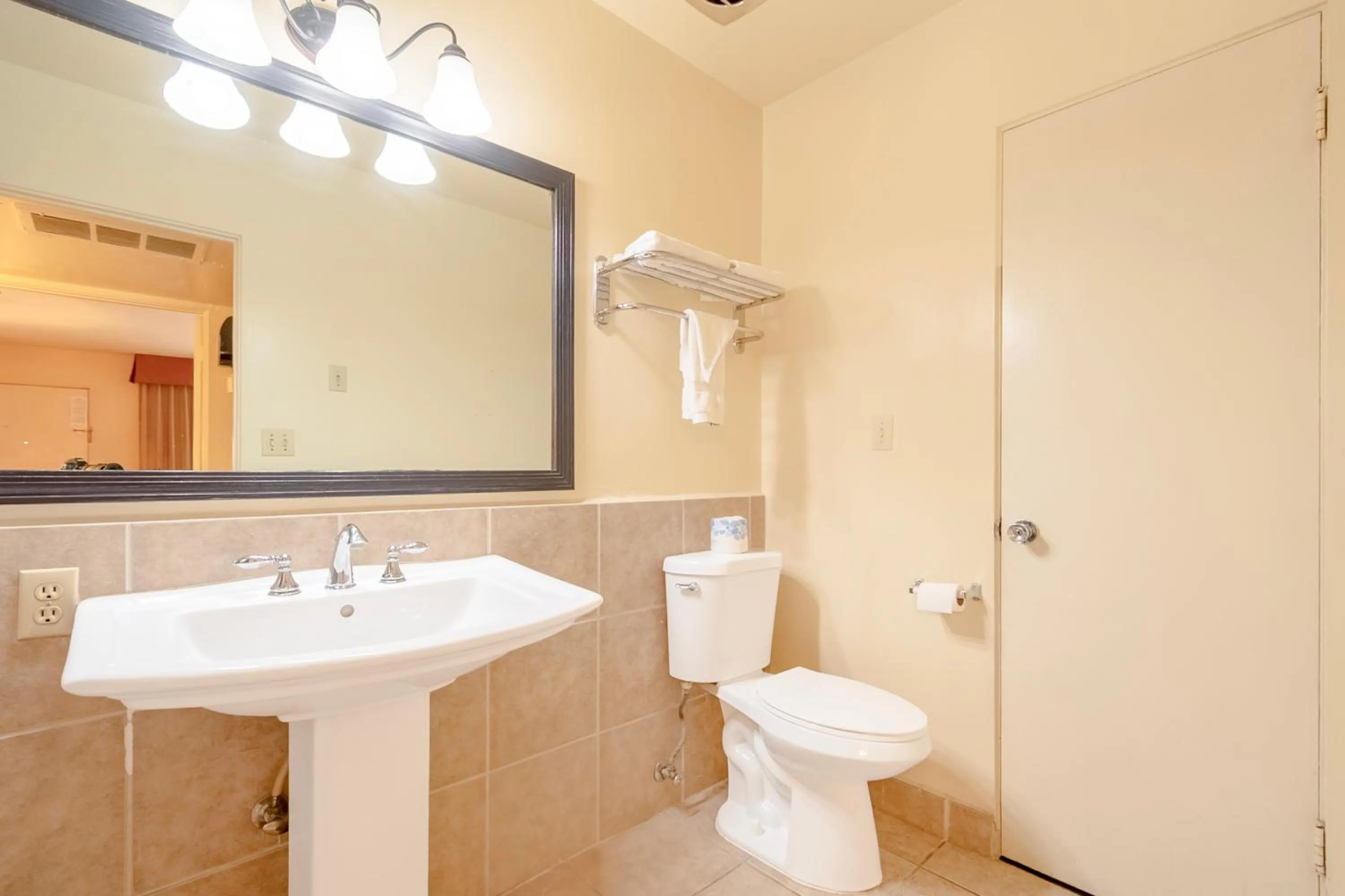 Bathroom in Historic Coronado Motor Hotel by OYO