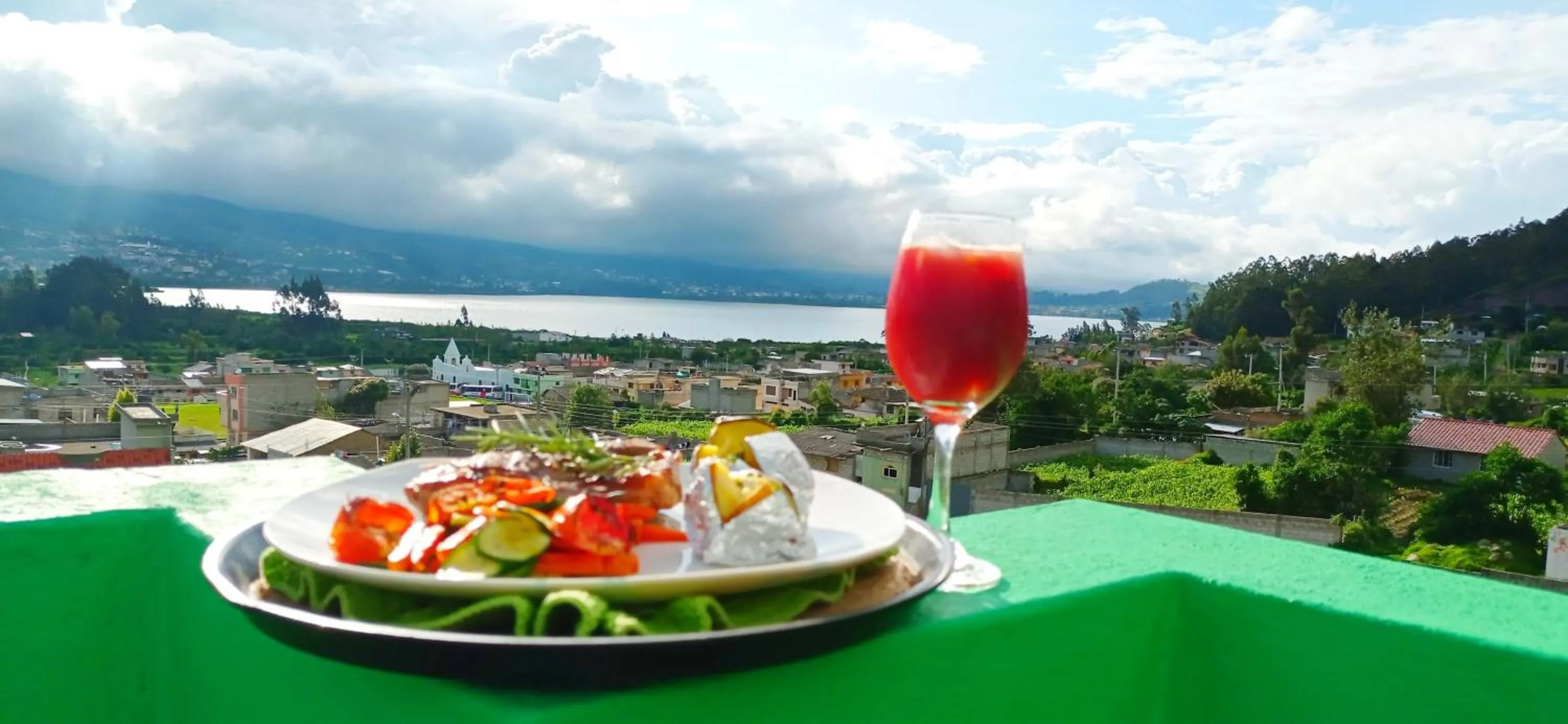 Kitchen or kitchenette in Green House Araque Inn