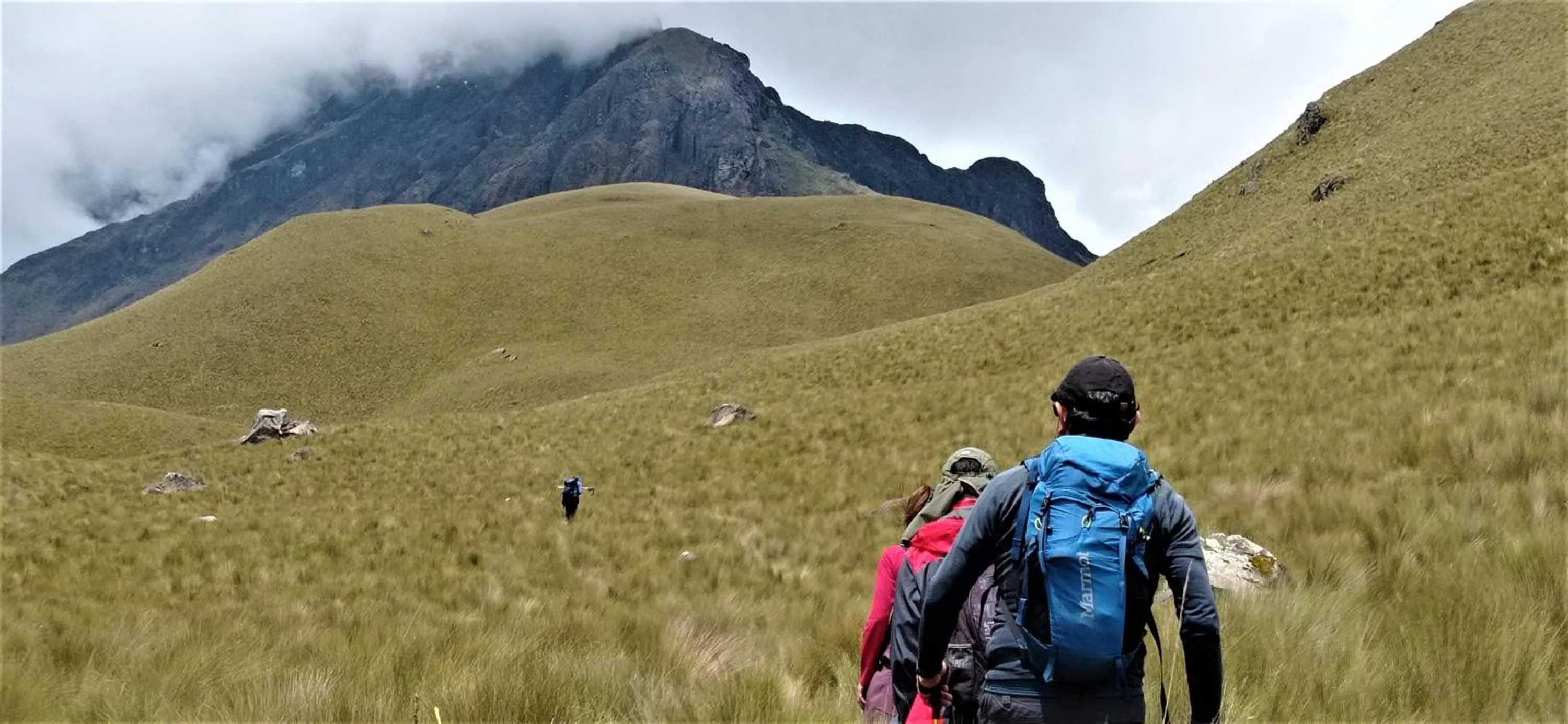 Hiking in Green House Araque Inn