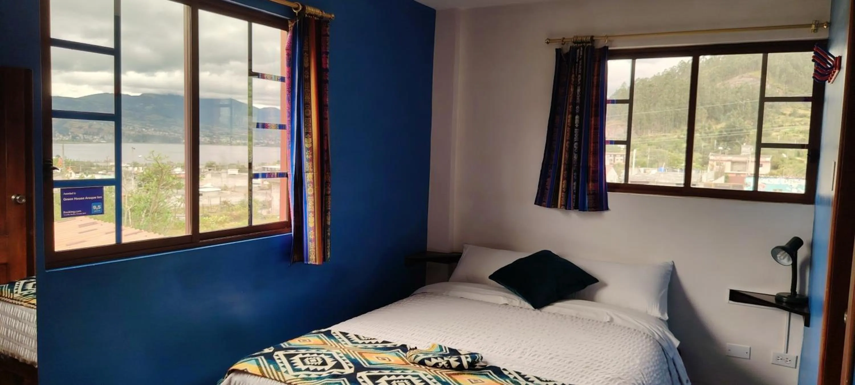 Lake view, Bed in Green House Araque Inn