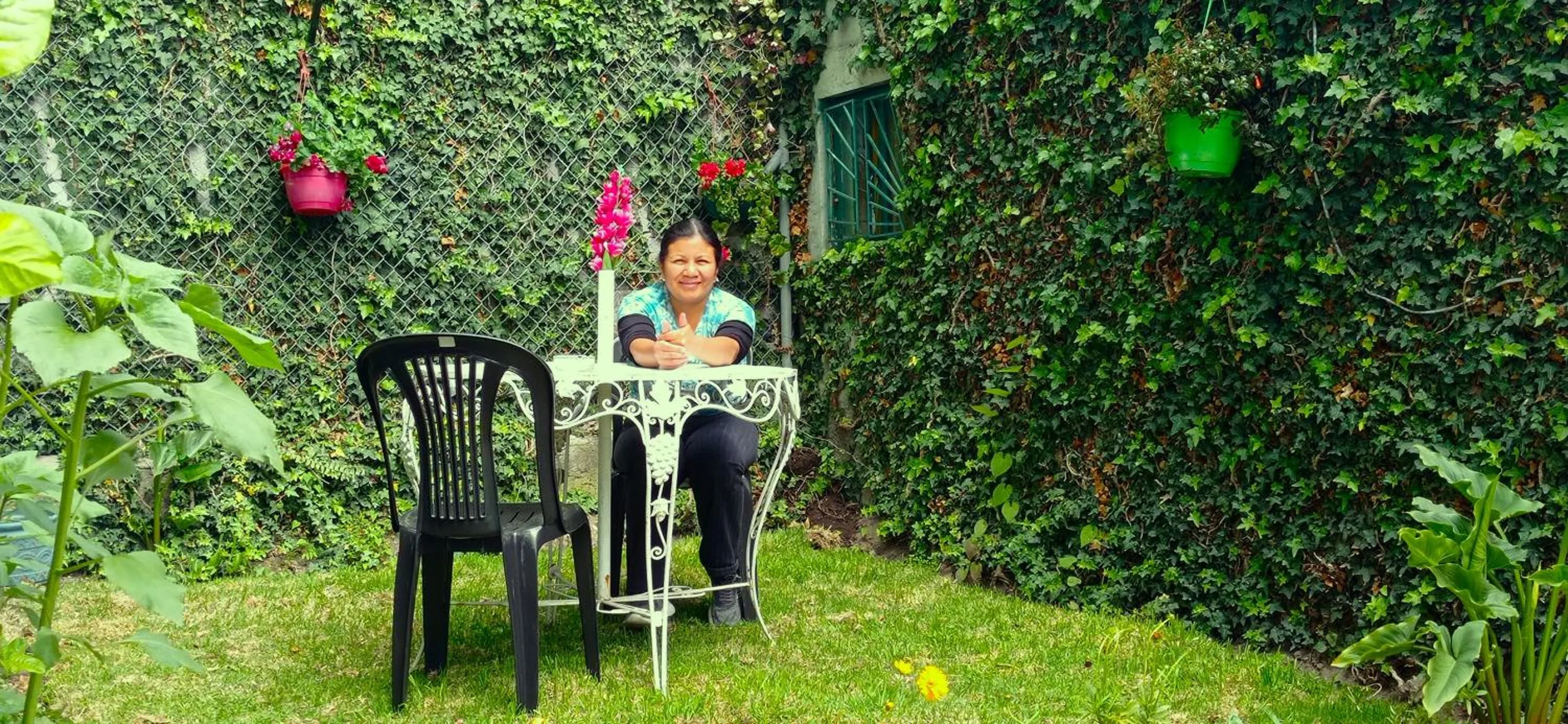Patio in Green House Araque Inn