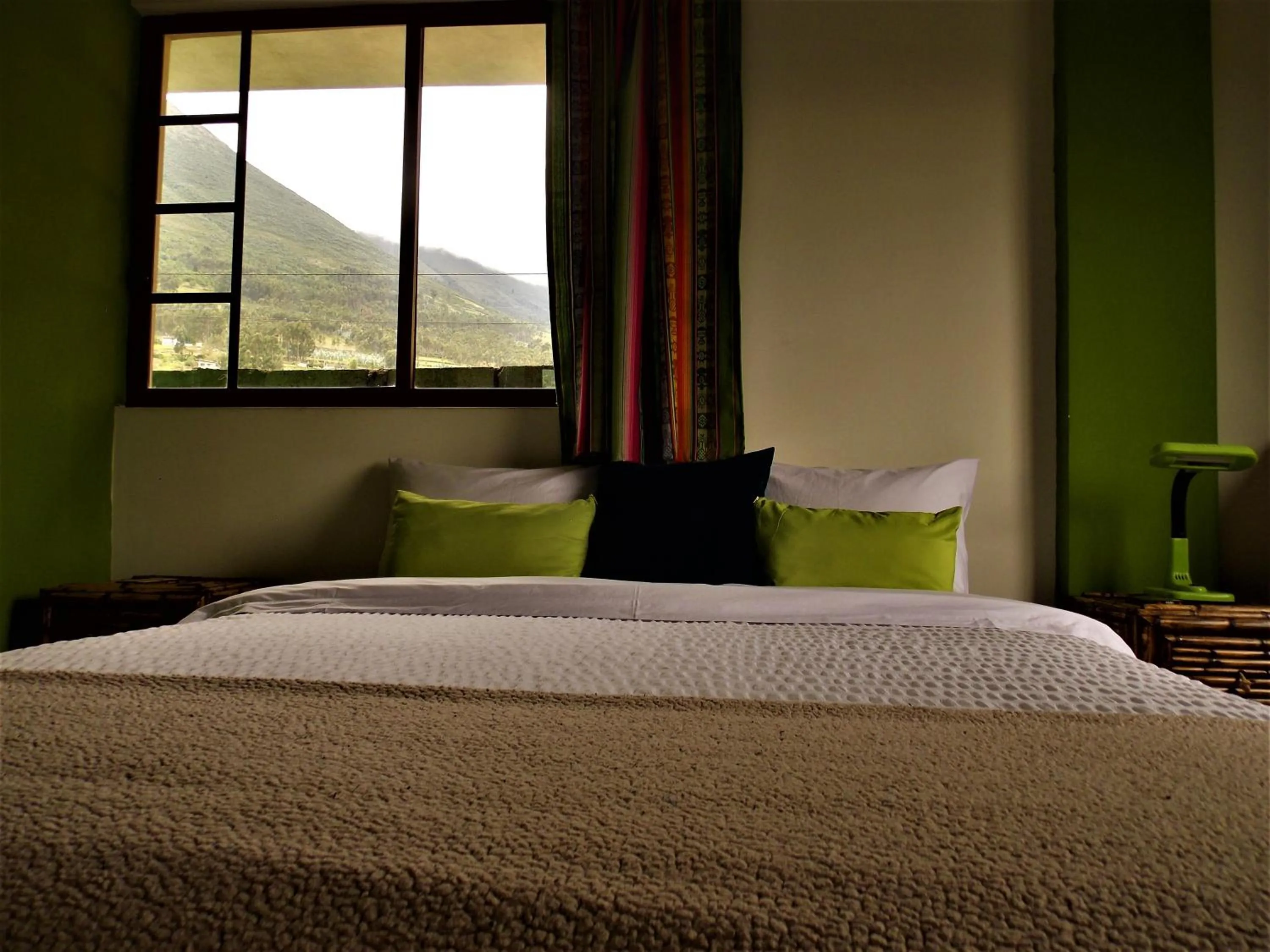 Mountain view, Bed in Green House Araque Inn