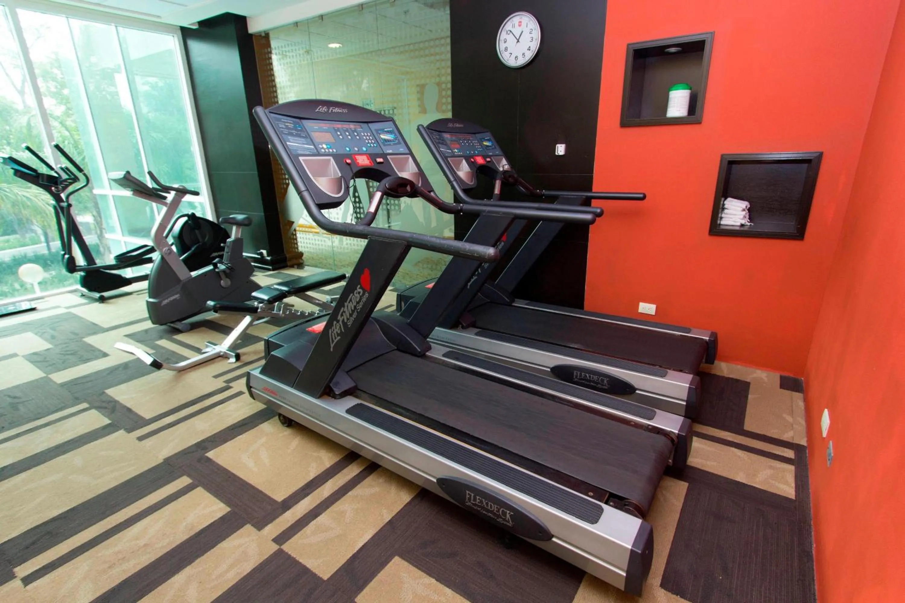 Fitness centre/facilities in Courtyard Monterrey San Jeronimo