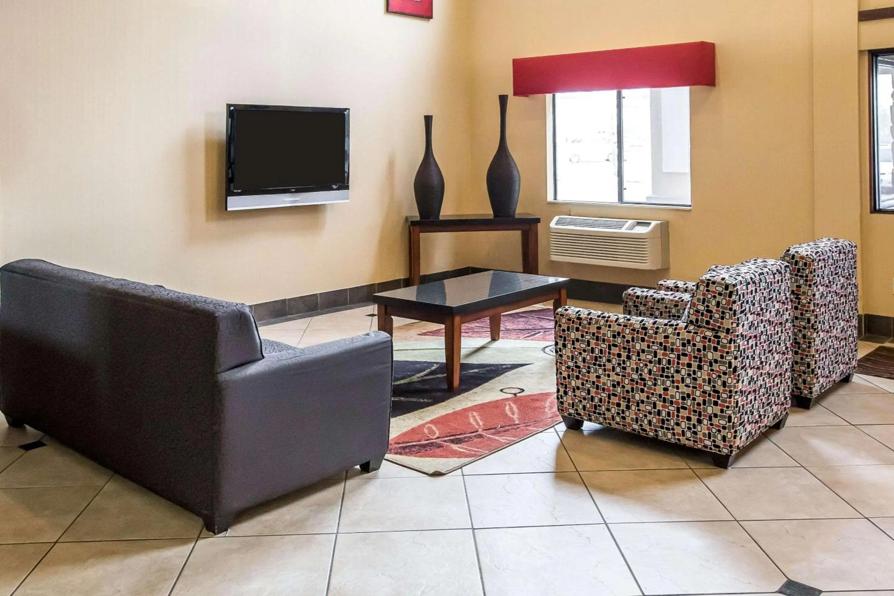 Lobby or reception in Econo Lodge Inn & Suites Monroe