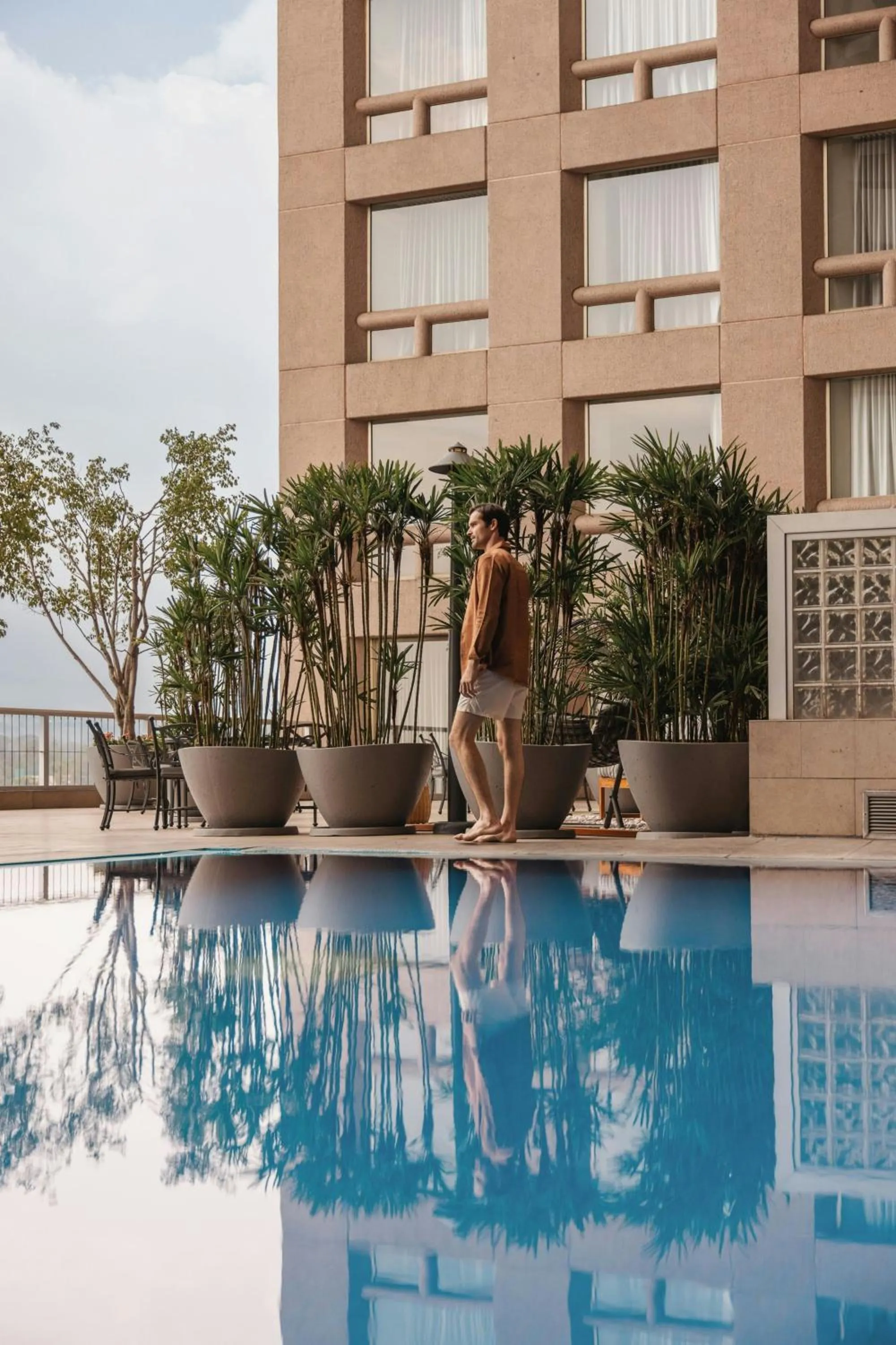 Swimming pool in JW Marriott Hotel Mexico City Polanco