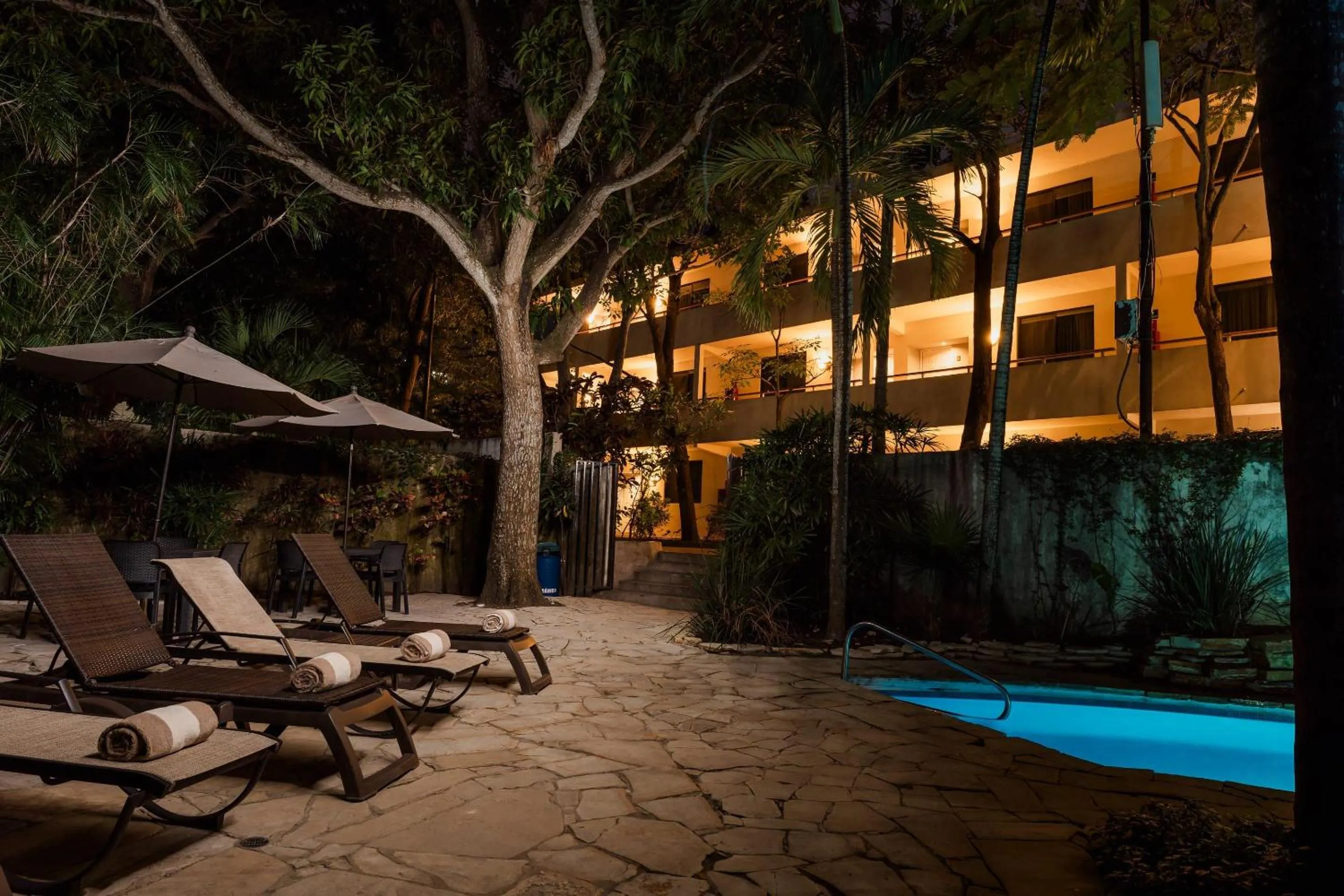 Swimming pool in Comfort Inn Tampico