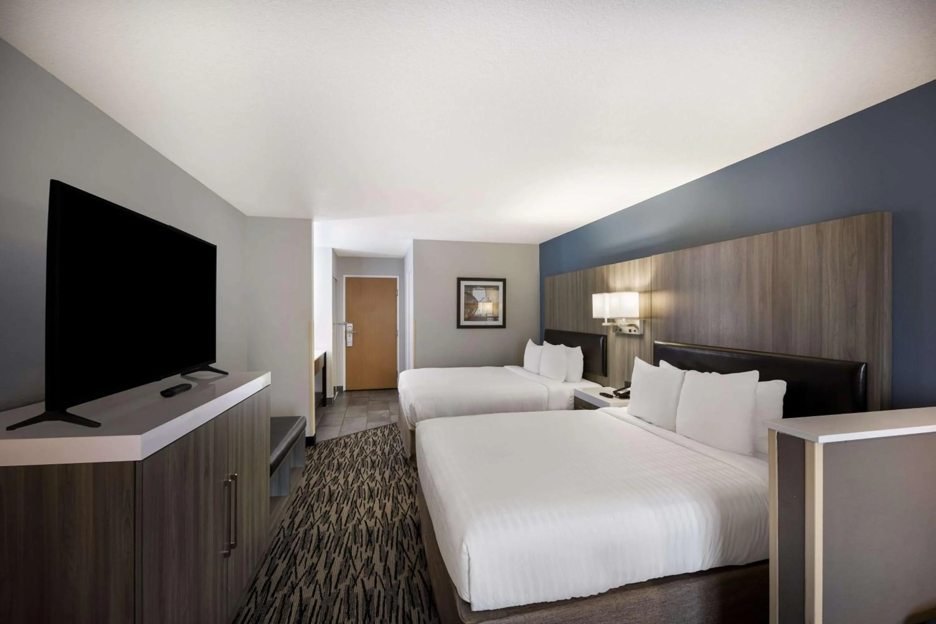 Bedroom, Bed in Best Western PLUS Mountain View Auburn Inn