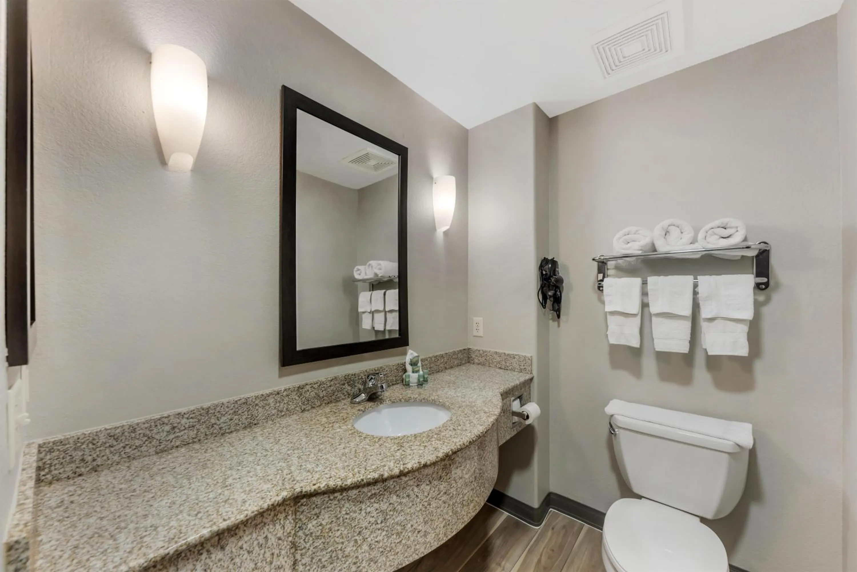 Bathroom in Best Western Sea World - Lackland AFB NW Hotel & Suites