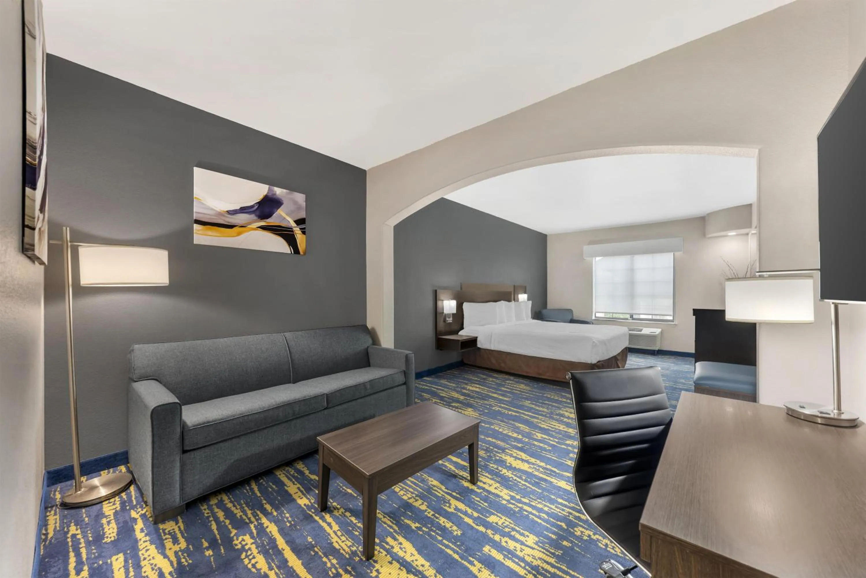 Bedroom, Bed in Best Western Sea World - Lackland AFB NW Hotel & Suites