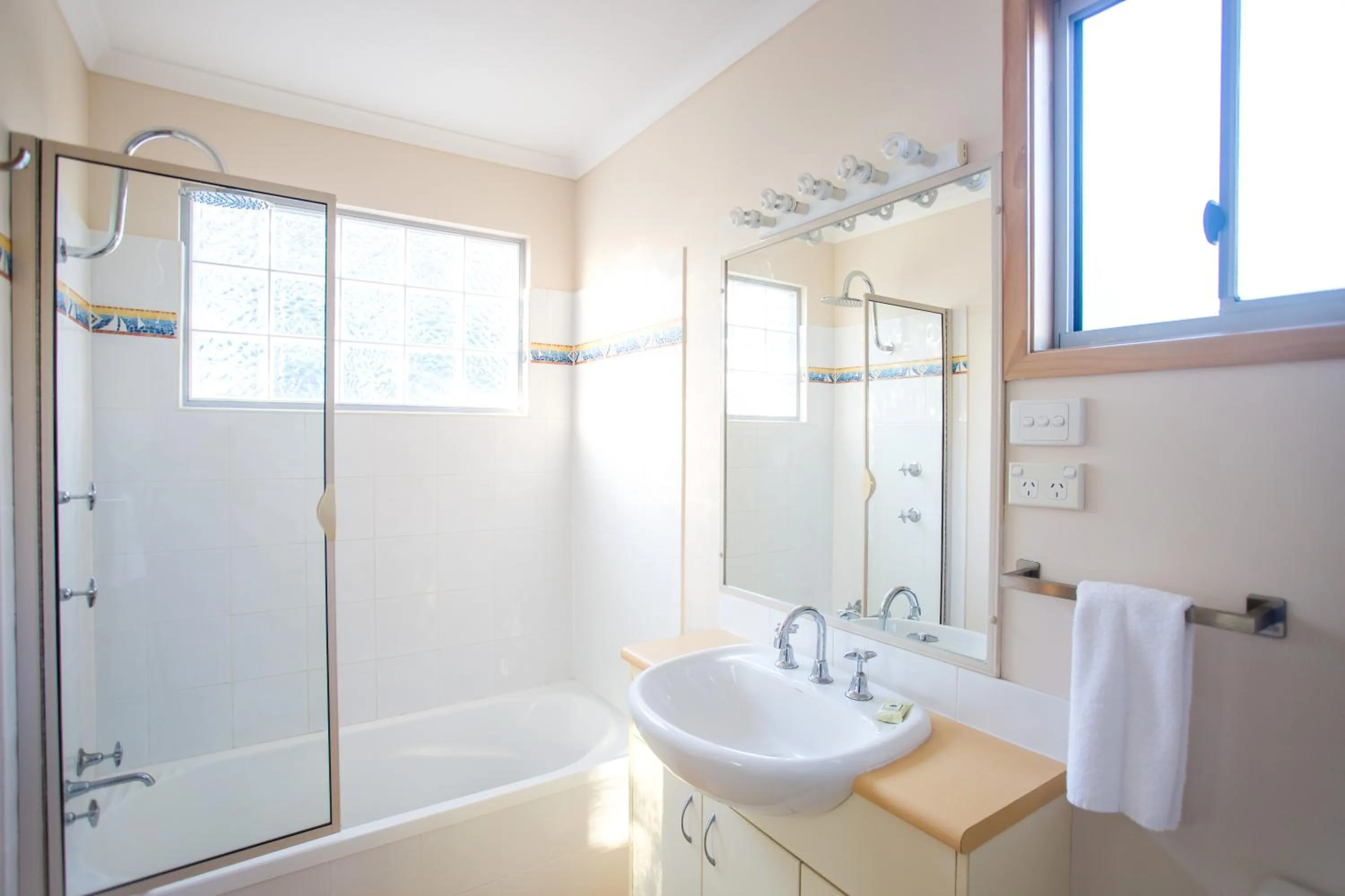 Thou Walla Sunset Retreat