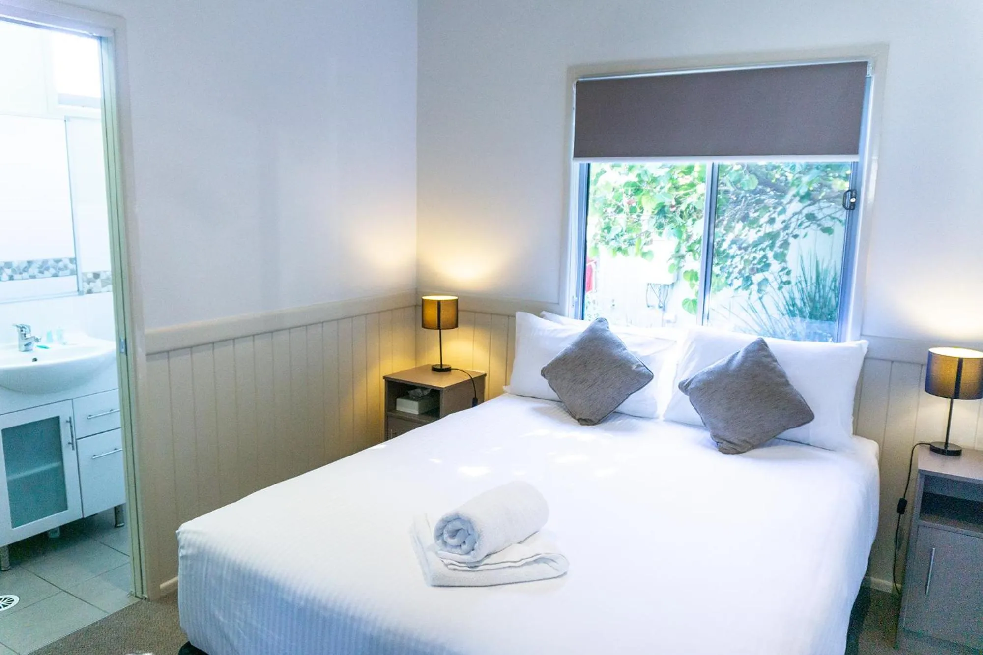 Bed in Fingal Bay Holiday Park