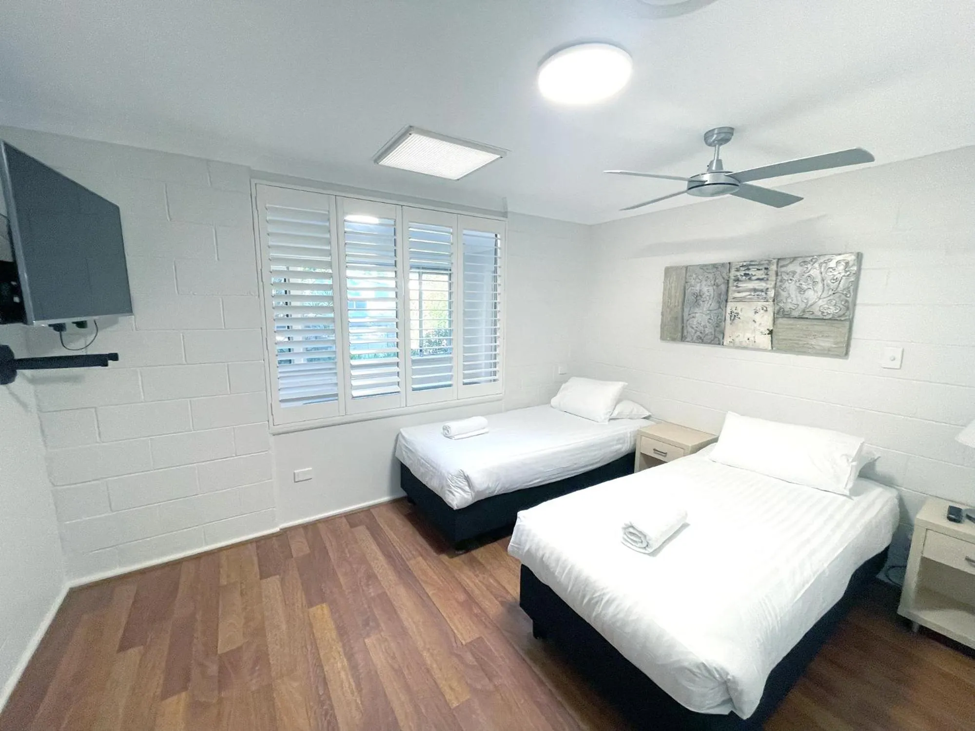 Bed in Fingal Bay Holiday Park