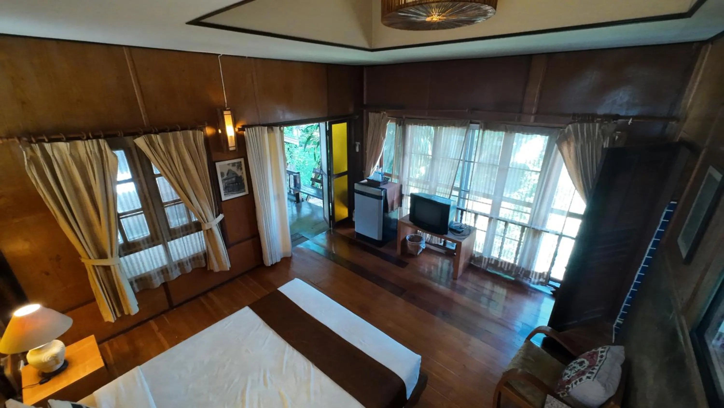 Bed in Baantawan Guesthouse Pai