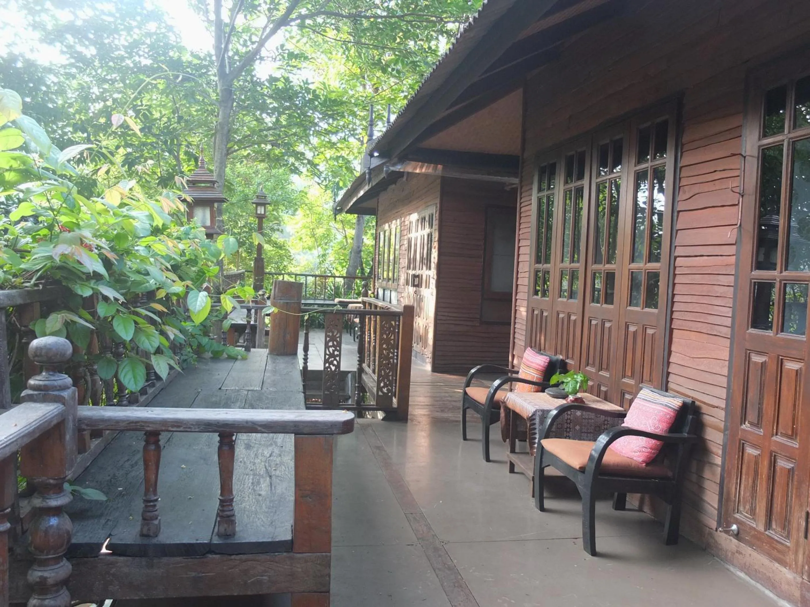 Balcony/Terrace in Baantawan Guesthouse Pai