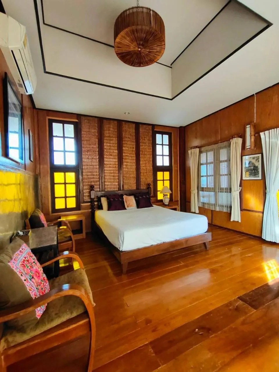 Bed in Baantawan Guesthouse Pai