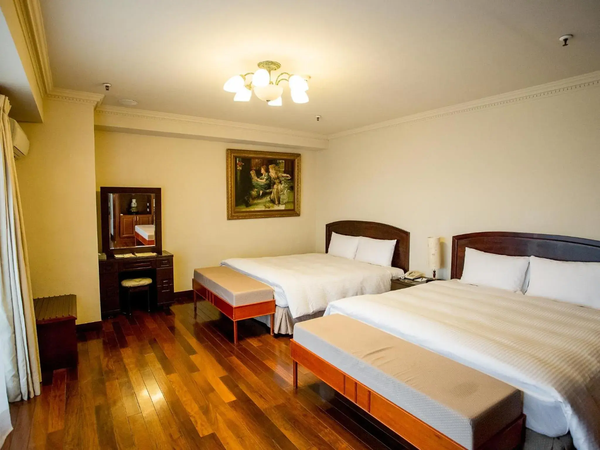 Superior Suite in Jiuwu Hotel Superior Suite in Jiuwu Hotel