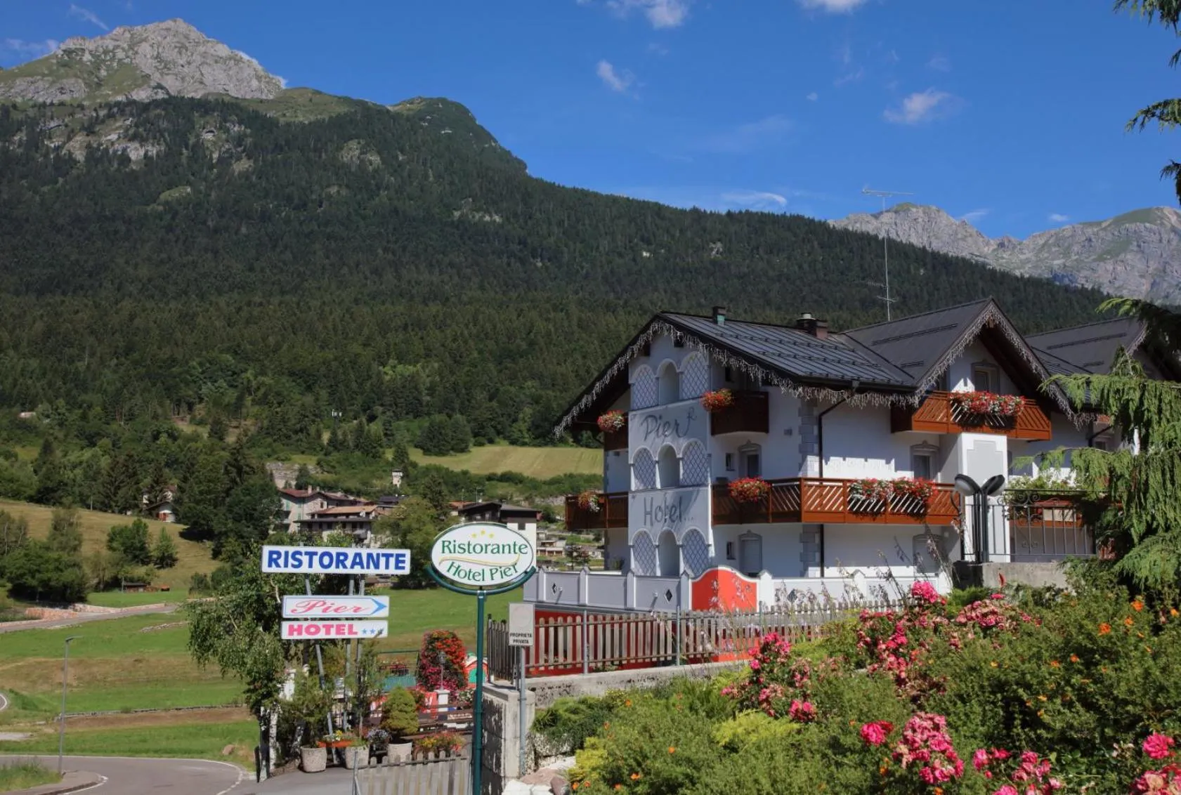 Facade/entrance in Pier Hotel