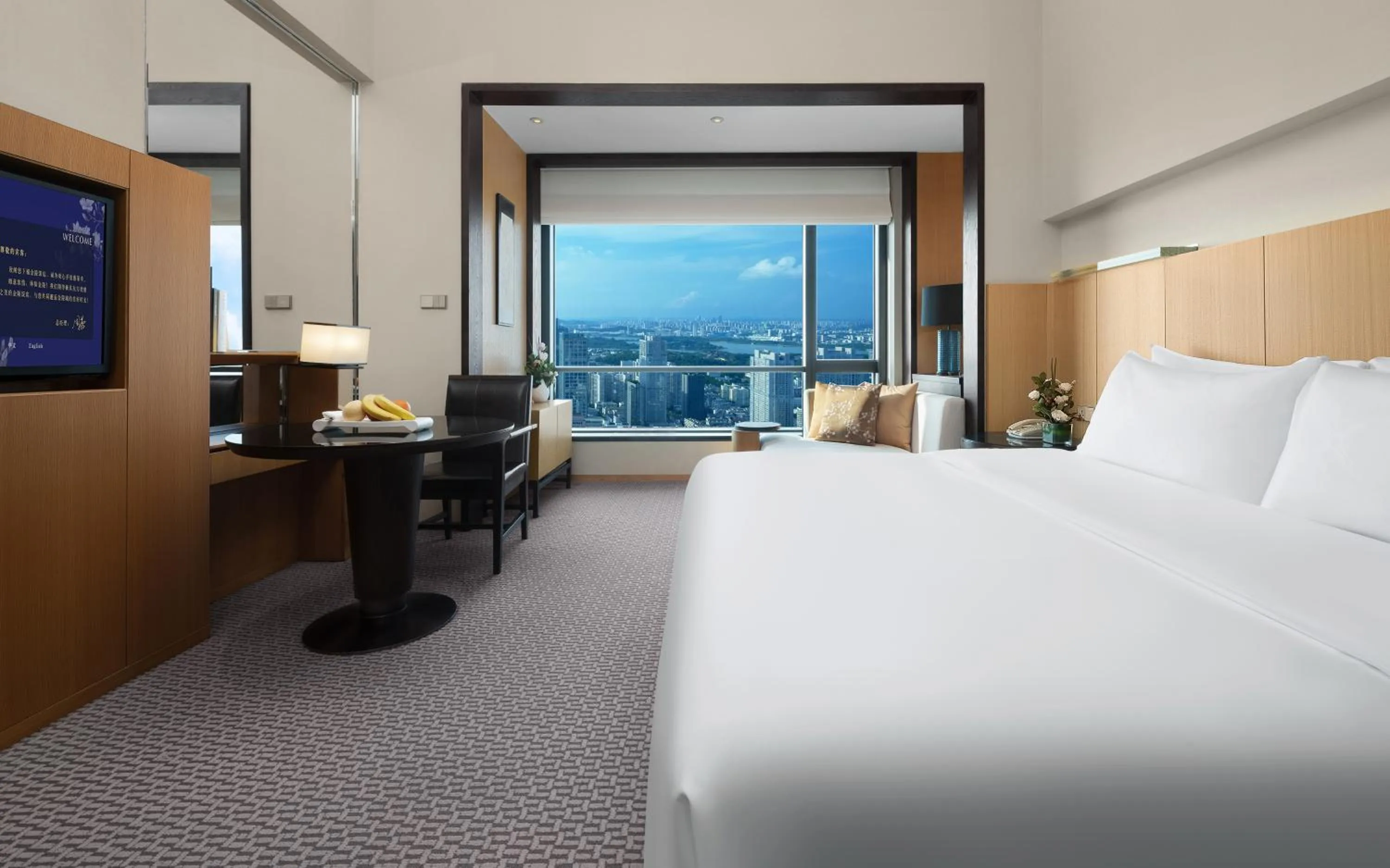 Bed in Jinling Hotel