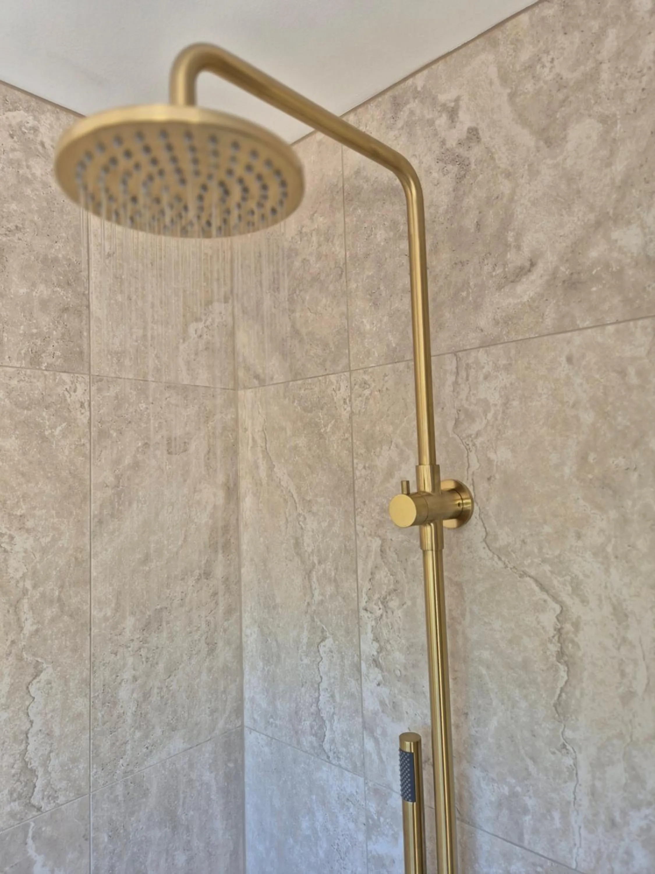 Bathroom in Noosa Sun - On the Noosa River