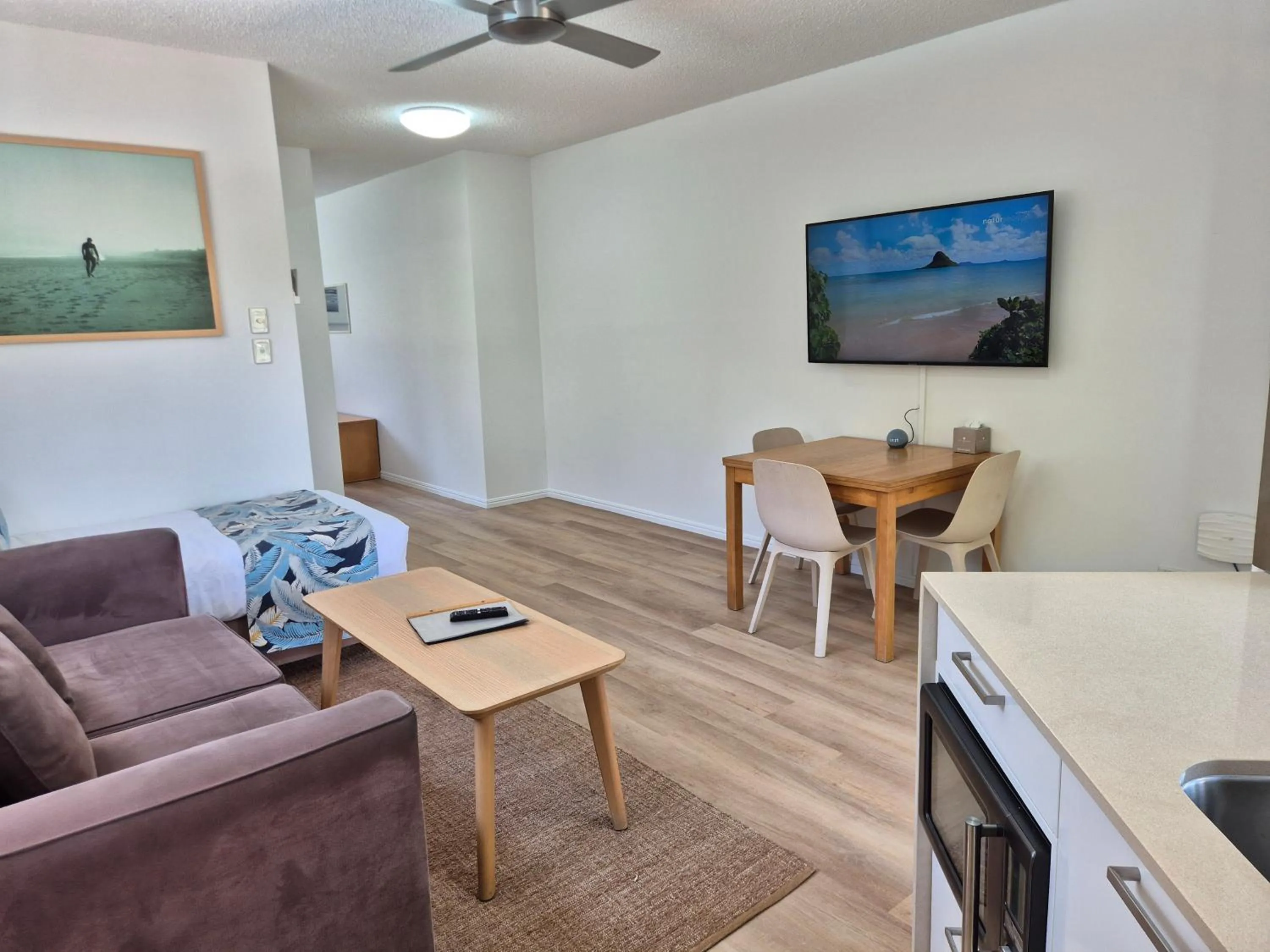 Living room in Noosa Sun - On the Noosa River
