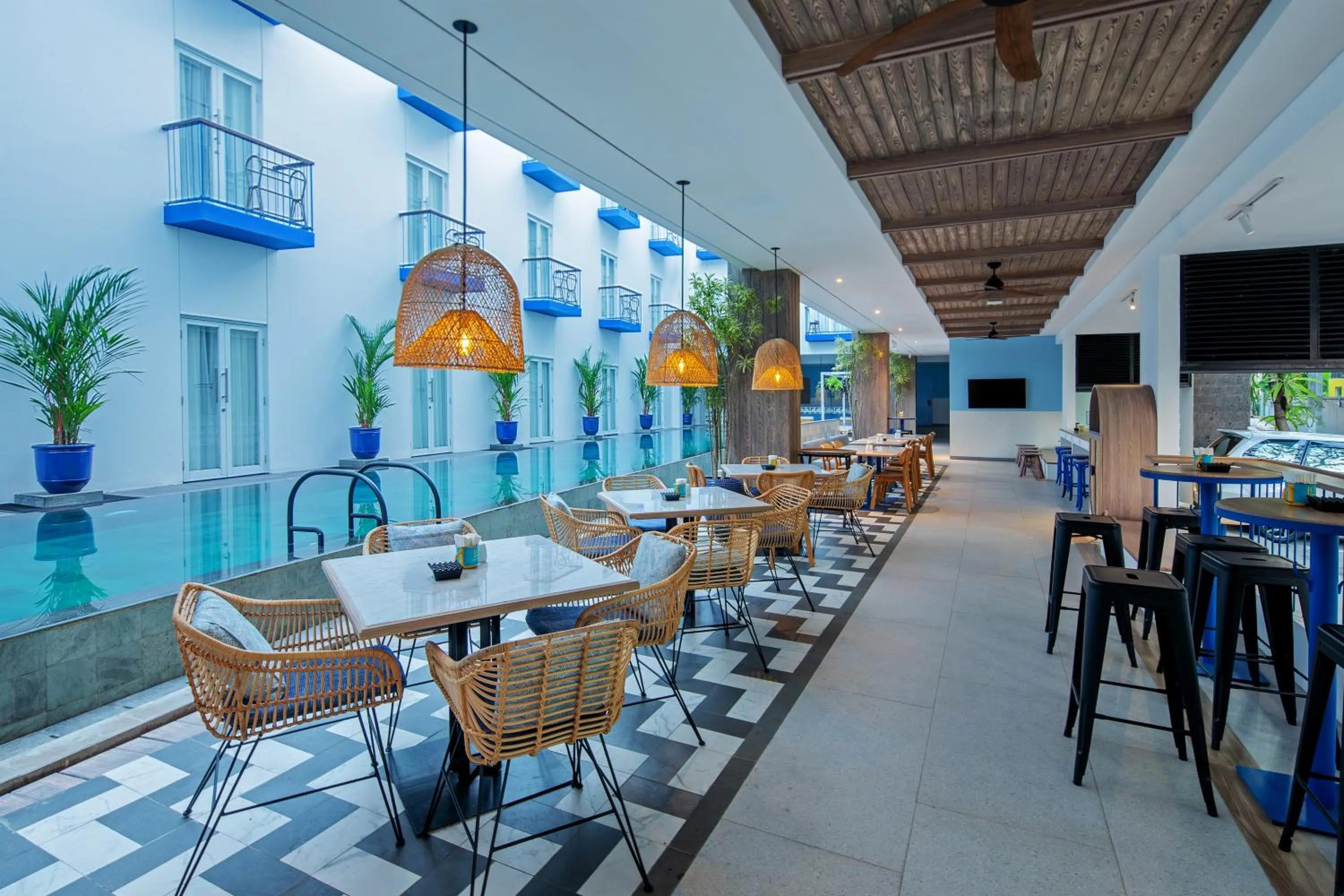 Restaurant/places to eat in Kampi Hotel Legian