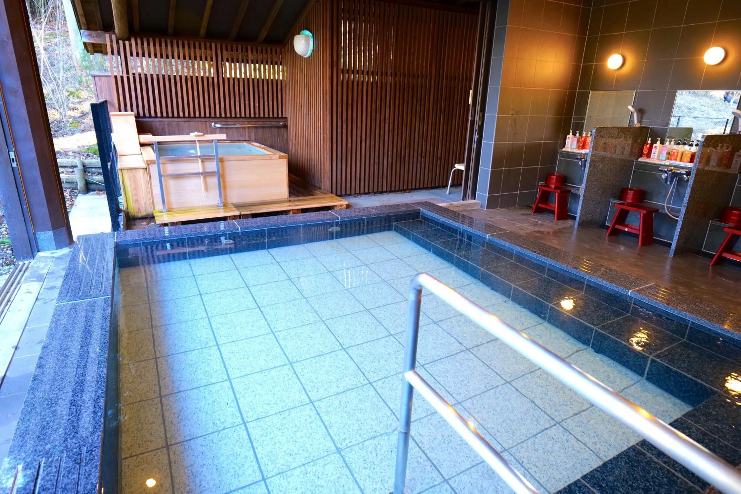 Hot Spring Bath in Nikko Hoshino Yado