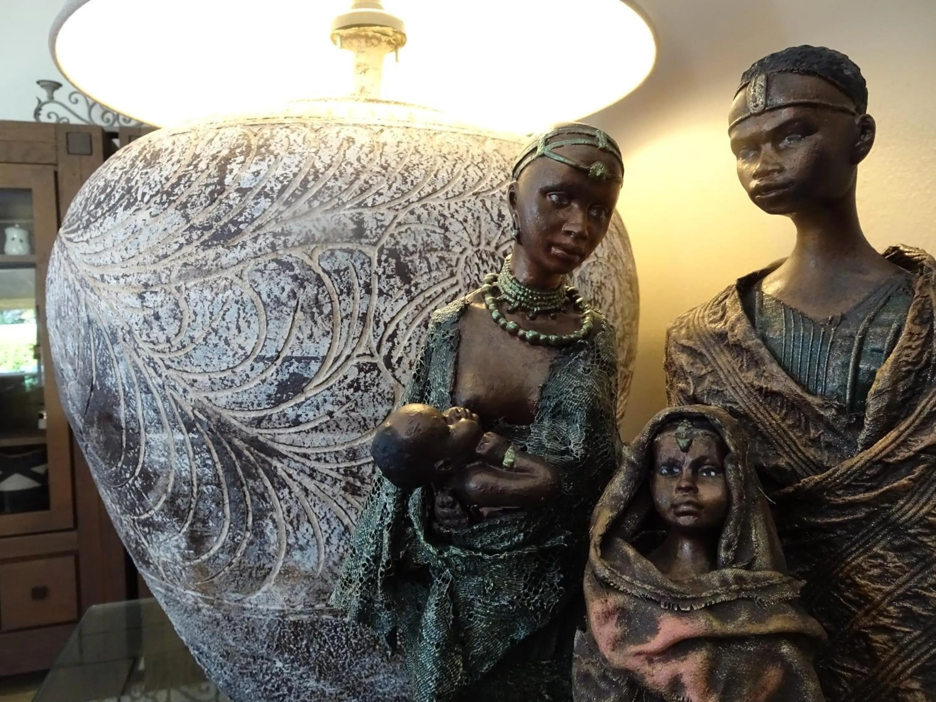 Decorative detail in African Palm Cottage and Guesthouse