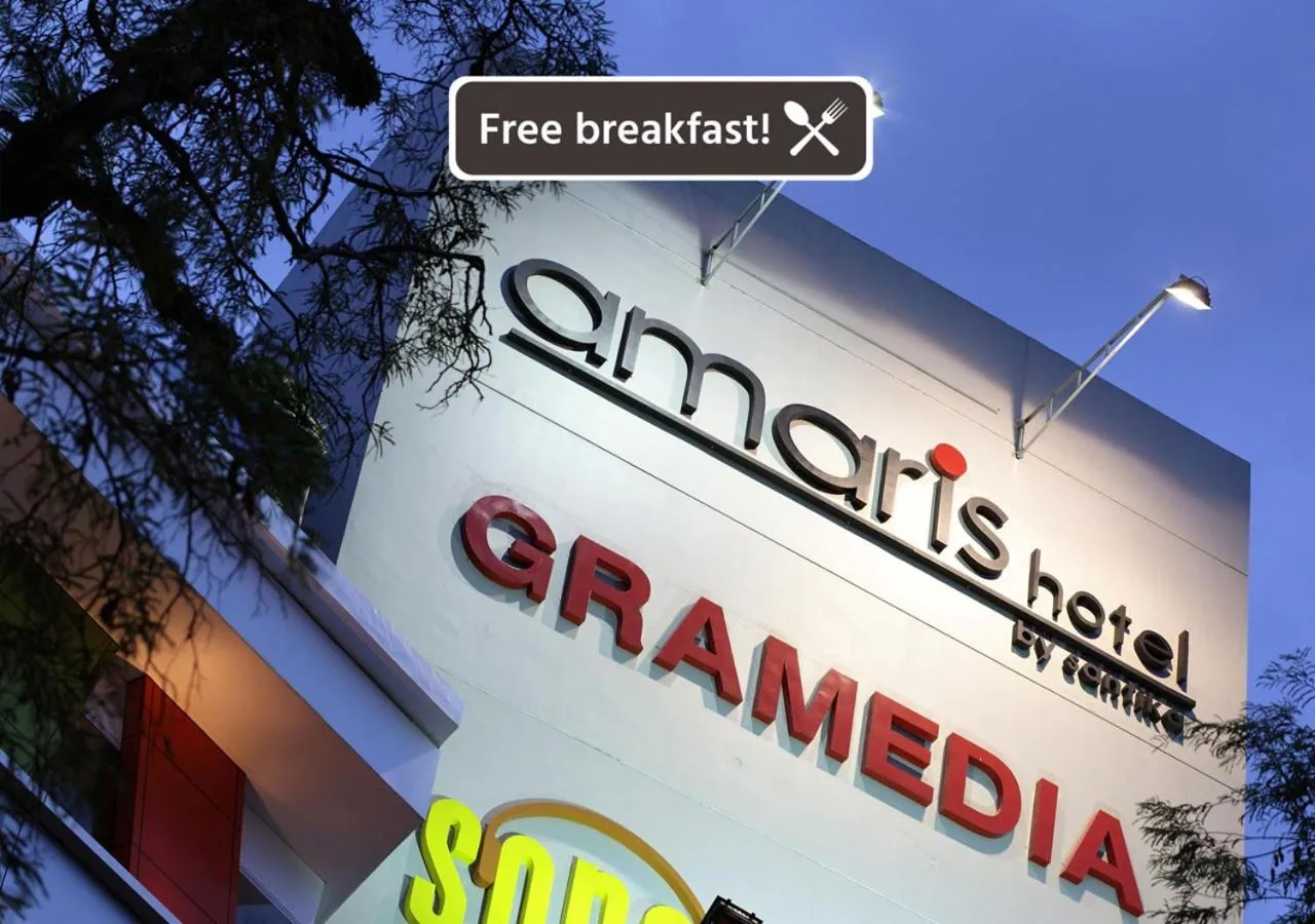 Property building in Amaris Hotel Pemuda Semarang