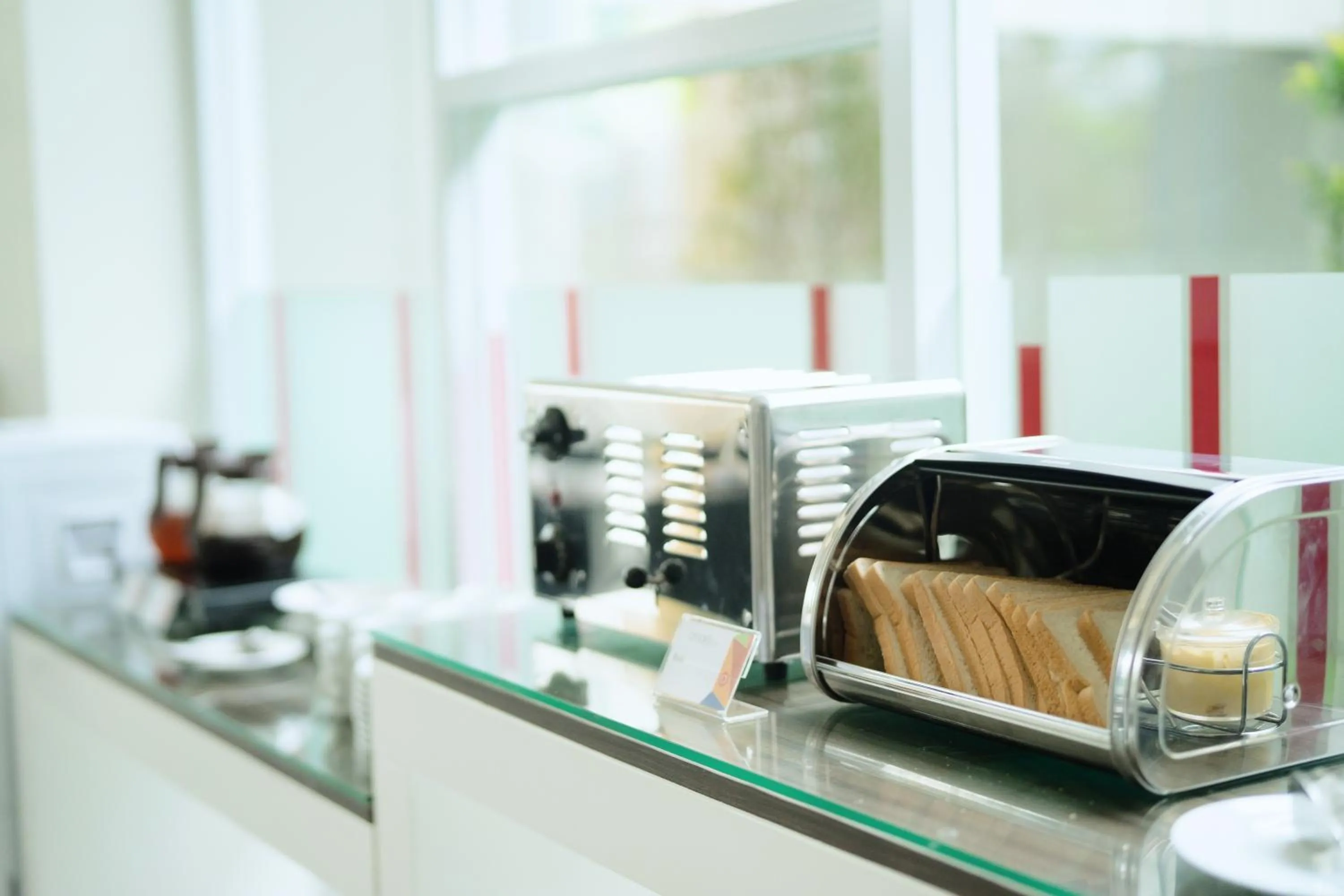 Restaurant/places to eat in Amaris Hotel Pemuda Semarang