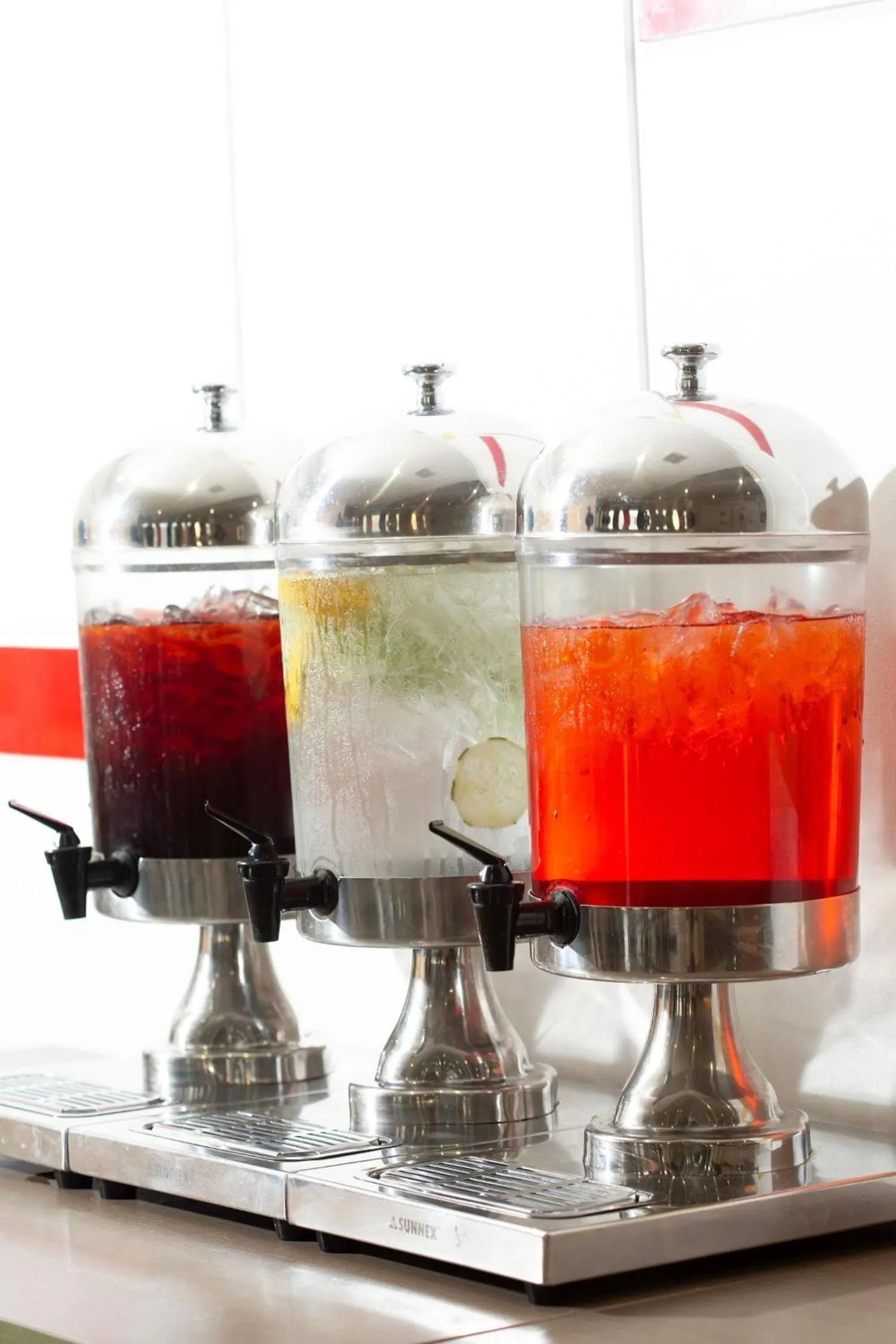 Food and drinks in Amaris Hotel Pemuda Semarang