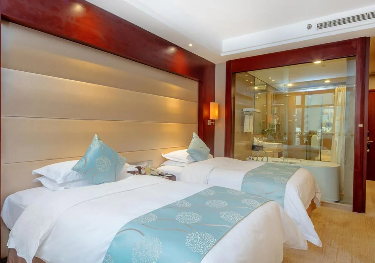 Photo of the whole room, Bed in Hongrui Jinling Grand Hotel Hefei
