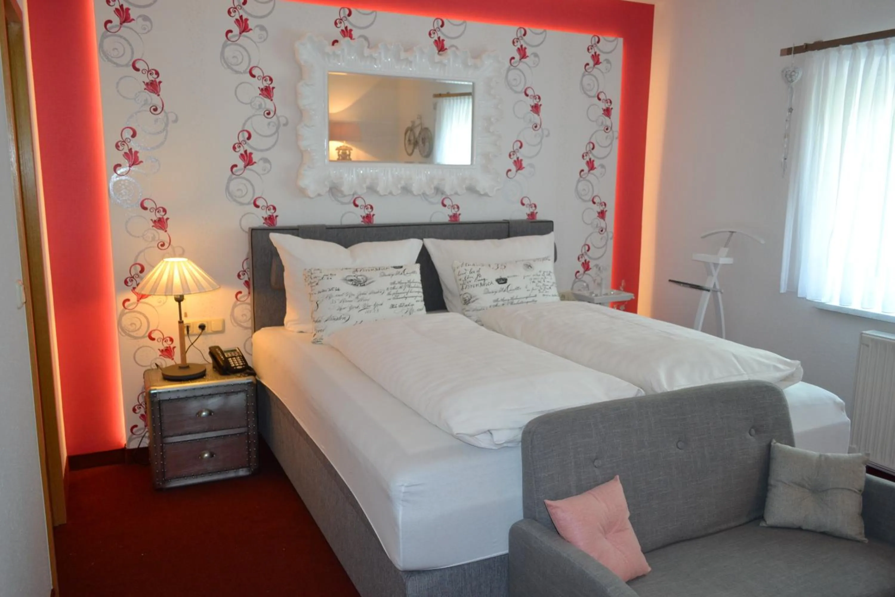 Bed in Hotel & Restaurant Zur Linde