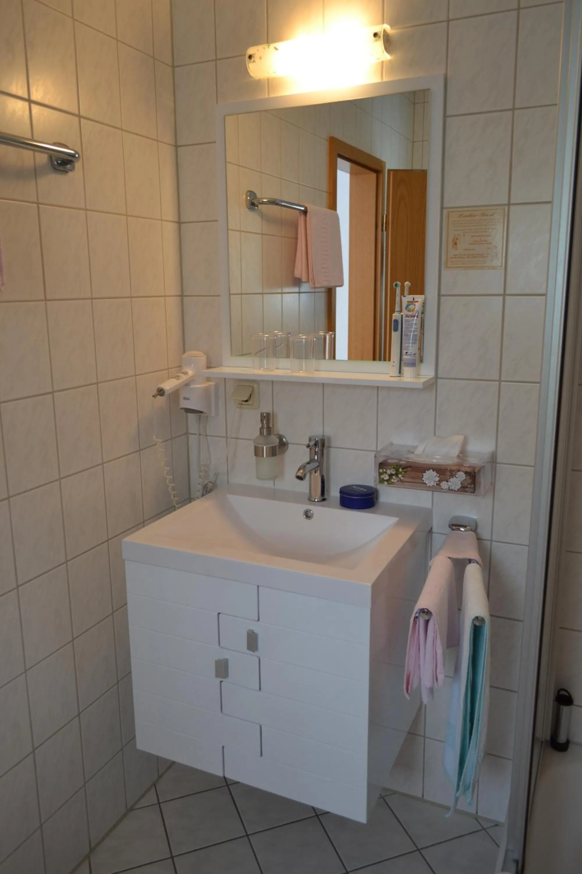 Bathroom in Hotel & Restaurant Zur Linde