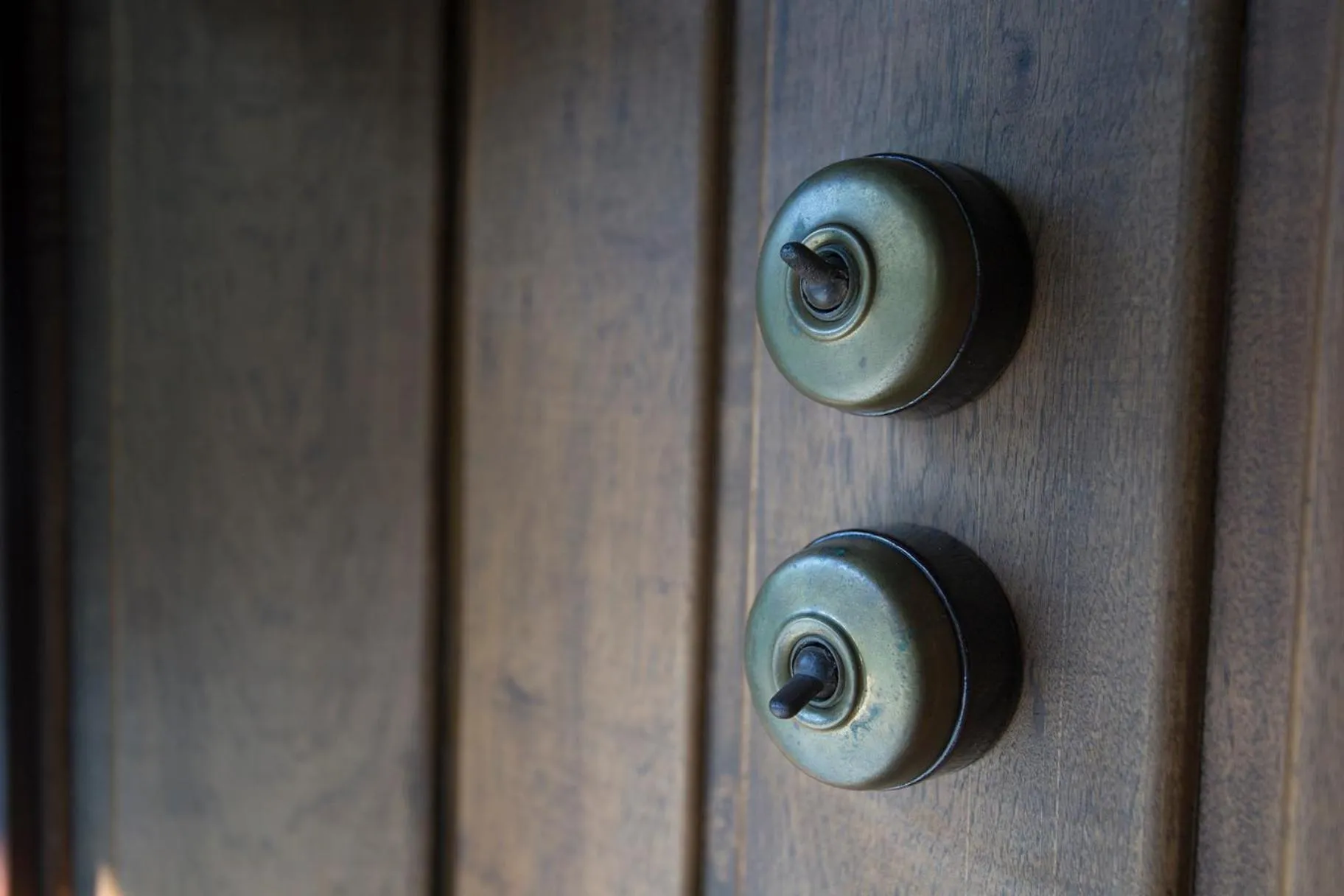 Decorative detail in 1905 Heritage Corner
