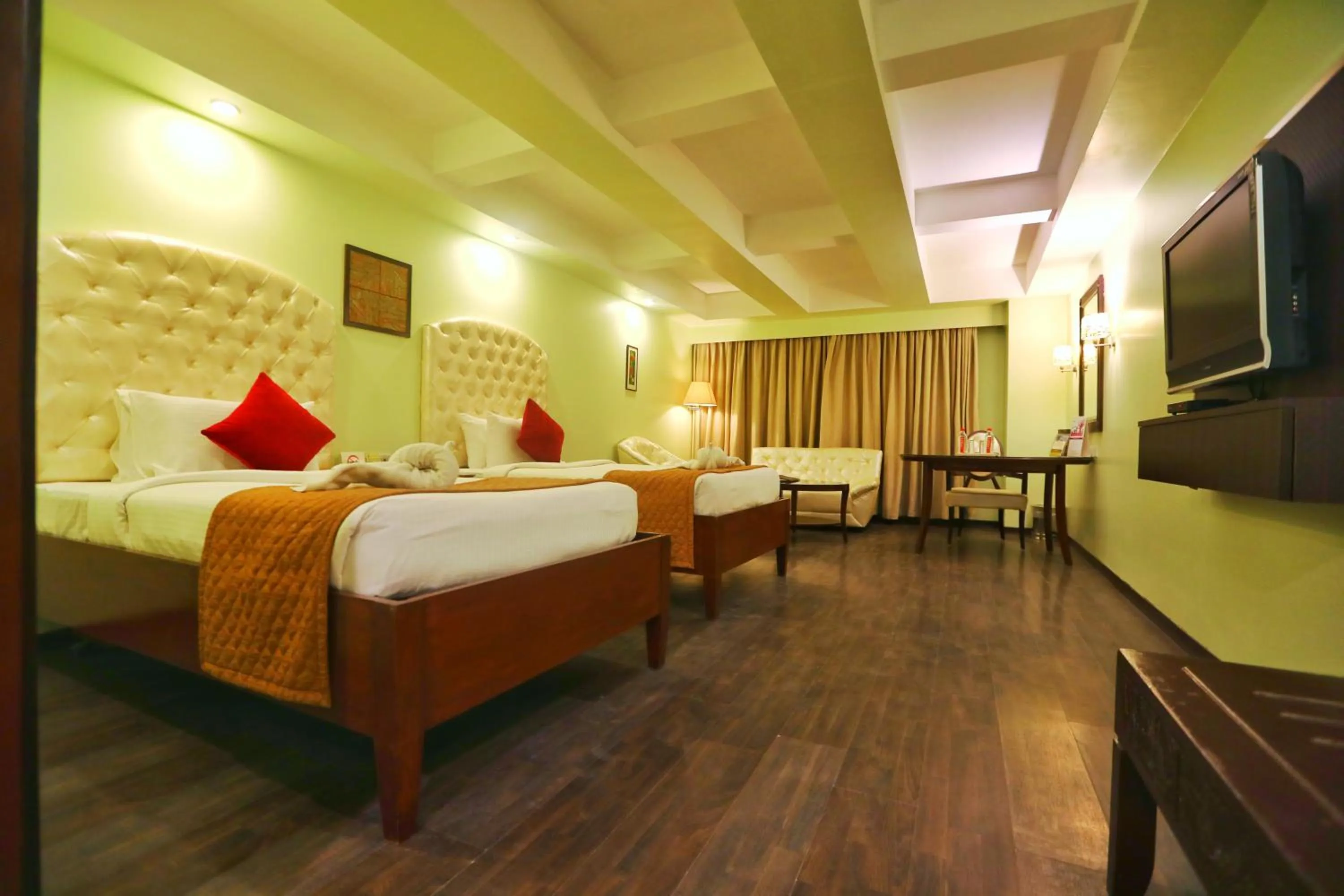 Bed in Quality Inn Sabari