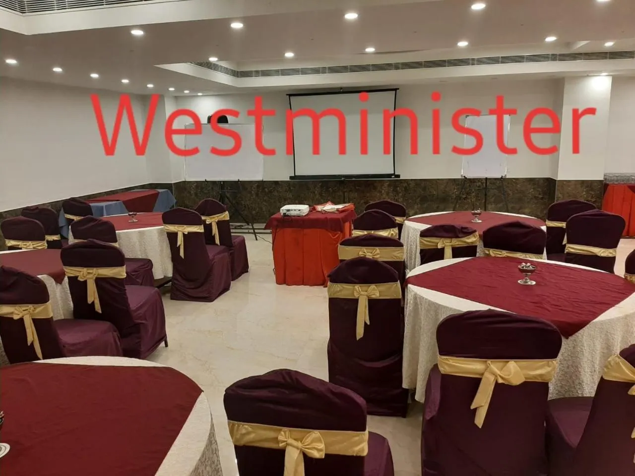 Meeting/conference room in Quality Inn Sabari