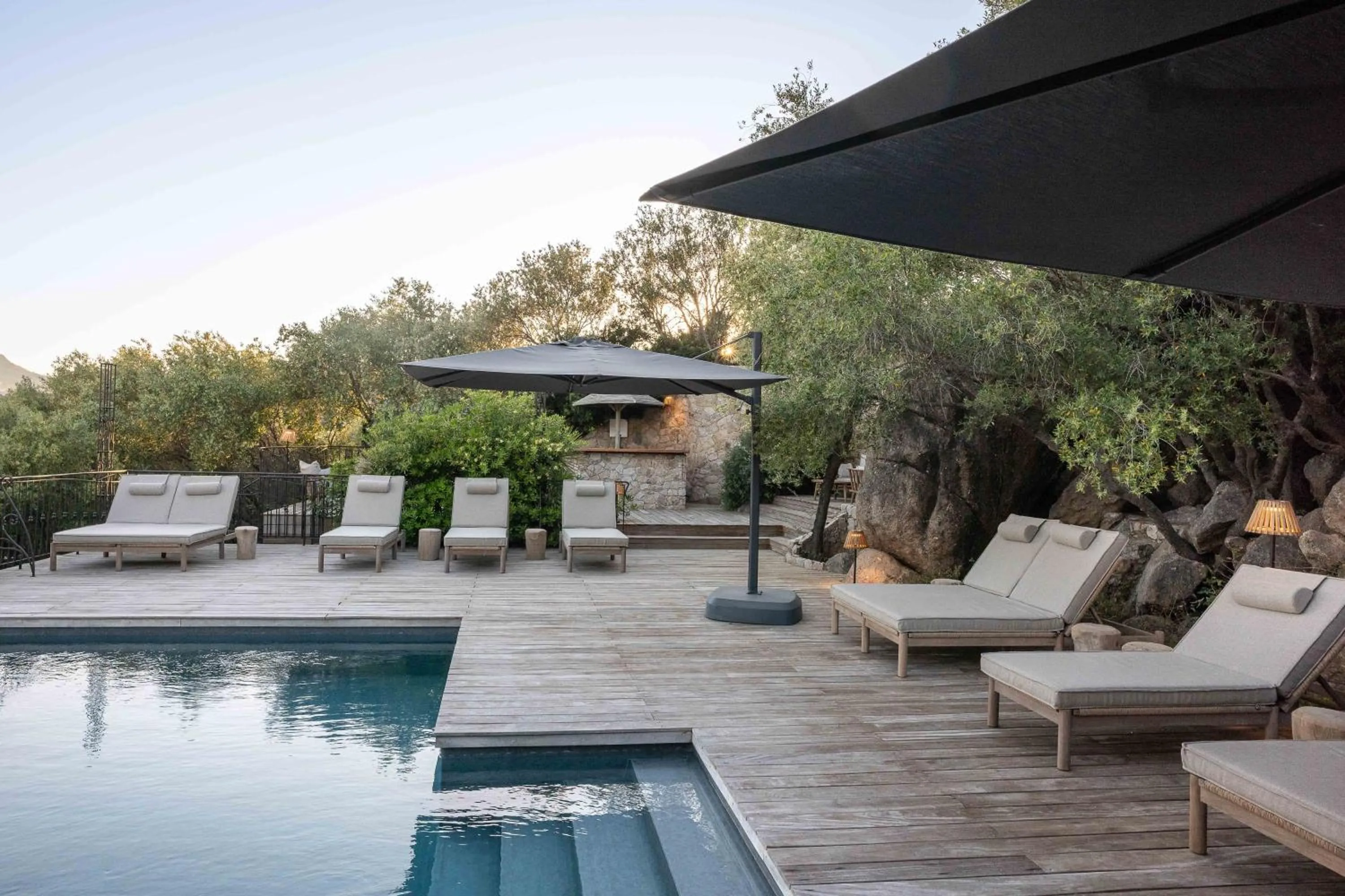 Swimming pool in Hotel A Piattatella