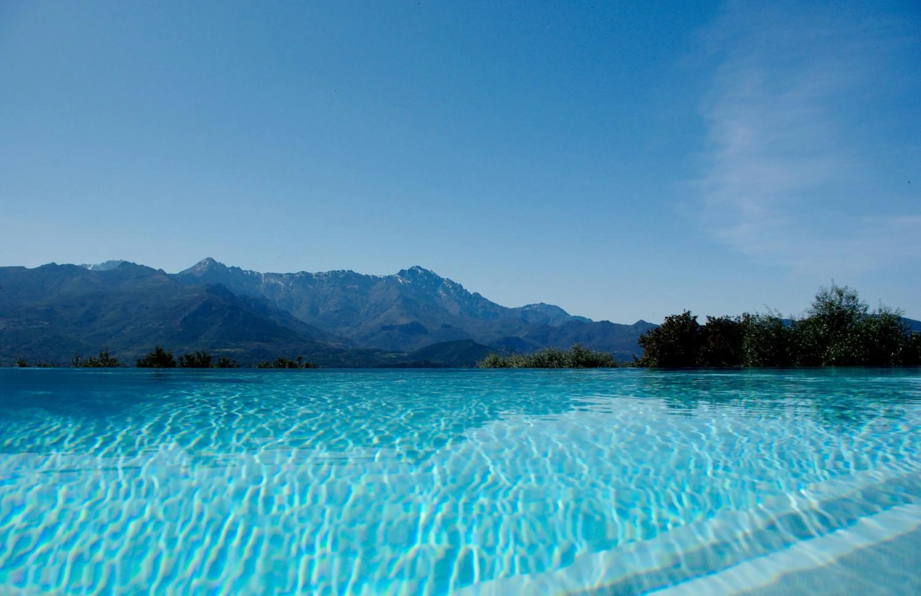 Swimming pool in Hotel A Piattatella
