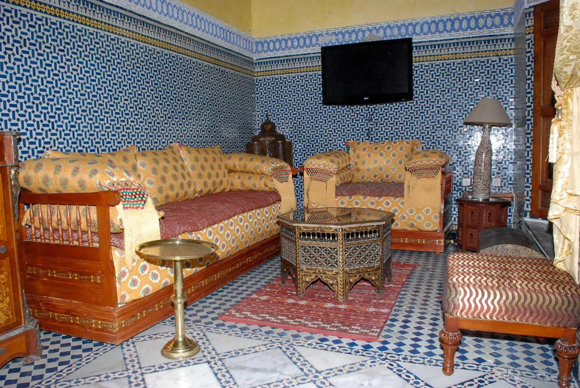 TV and multimedia in Riad Le Patio De Fes