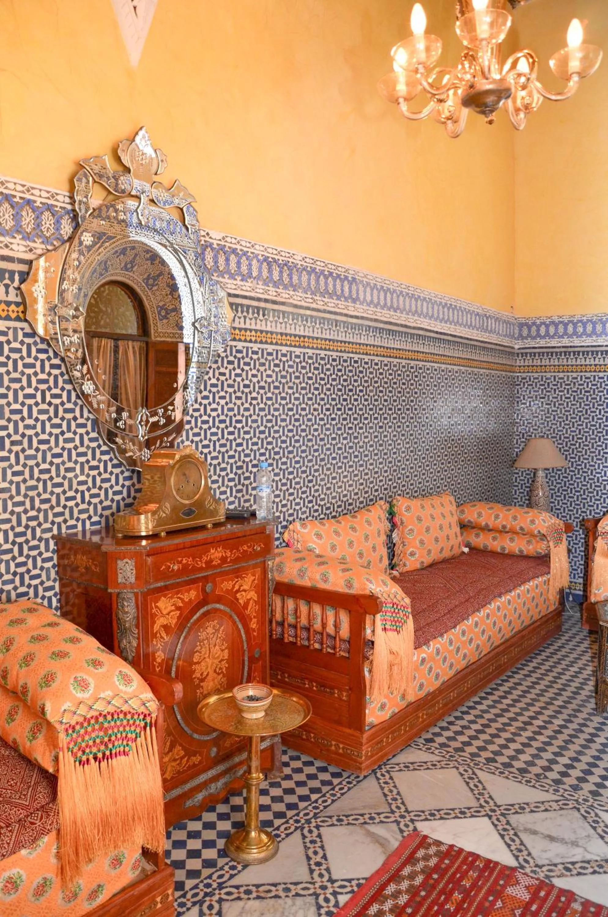 Living room, Bed in Riad Le Patio De Fes