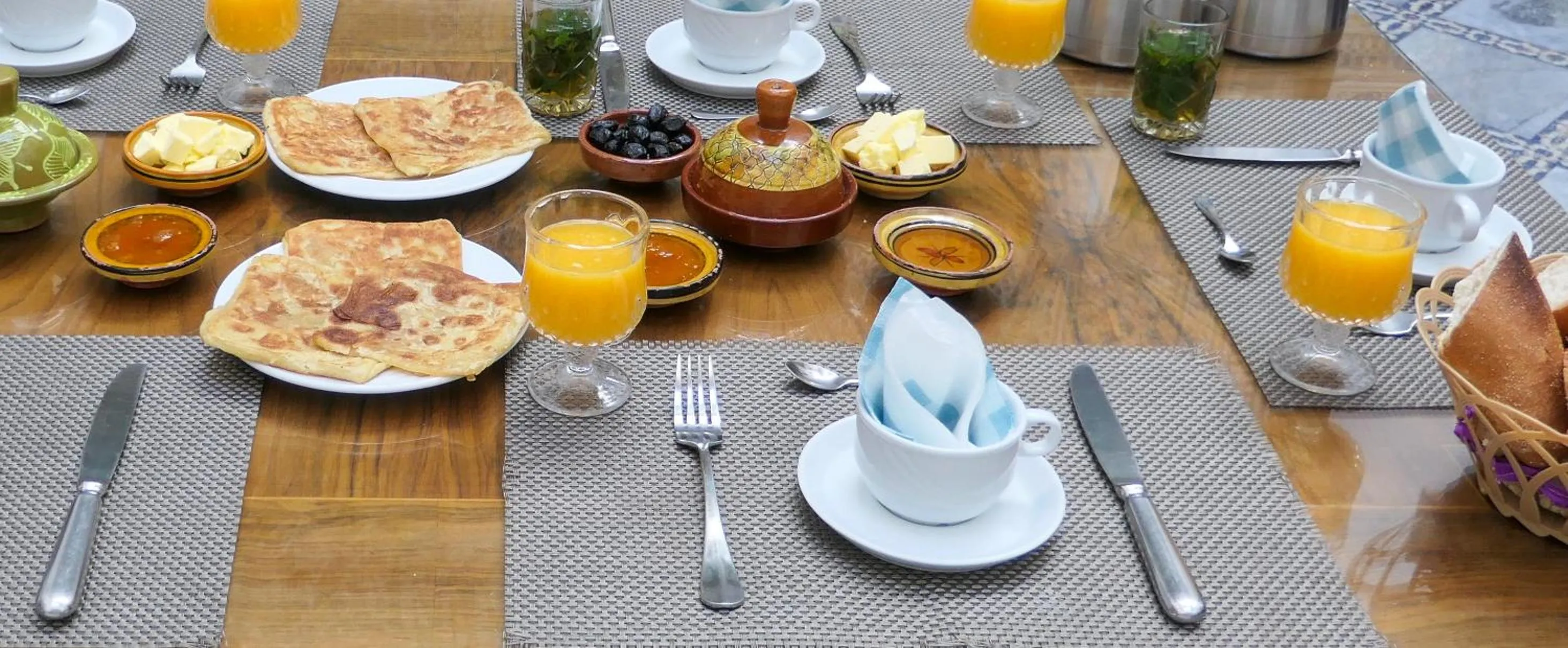 Food and drinks in Riad Le Patio De Fes