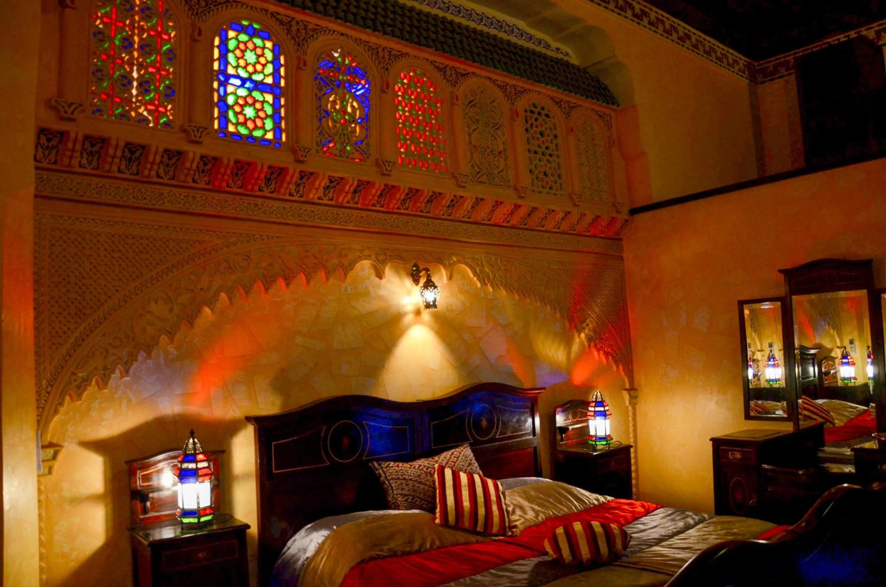 Decorative detail, Bed in Riad Le Patio De Fes