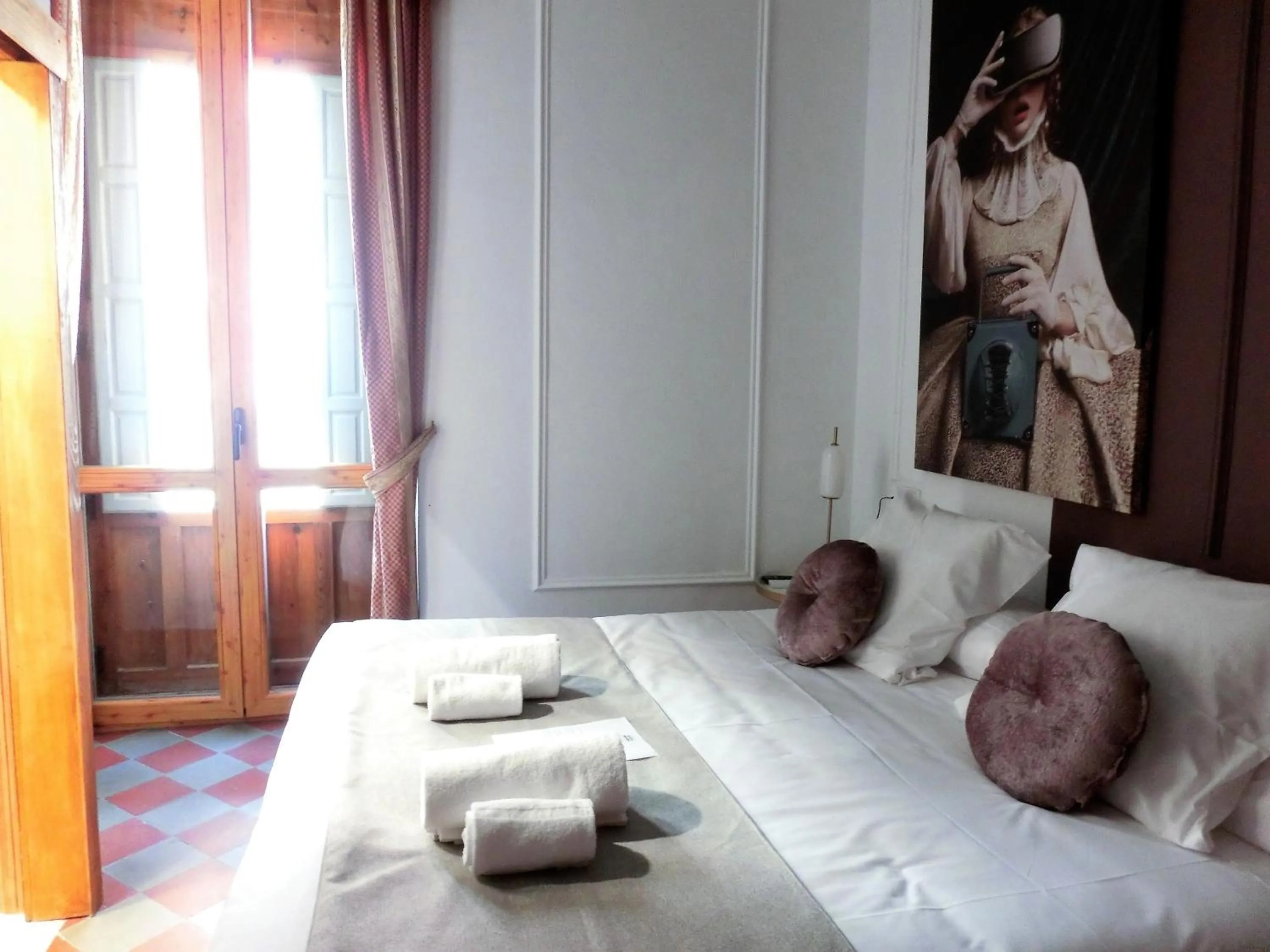 Photo of the whole room, Bed in Les Monges Palace Boutique