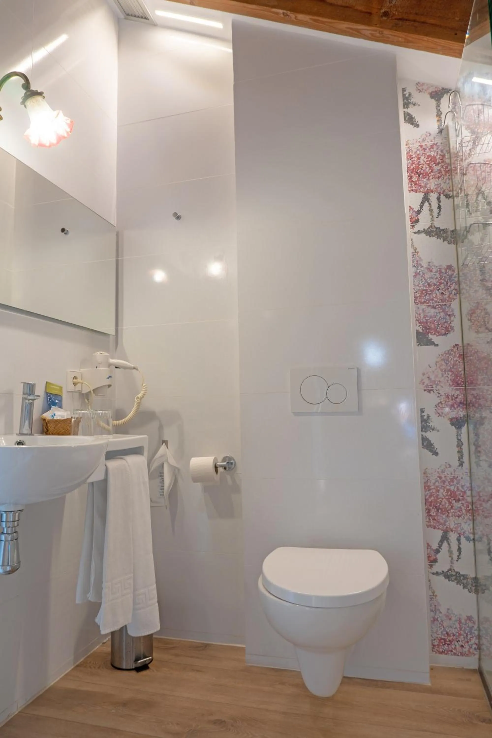 Shower in Les Monges Palace Boutique