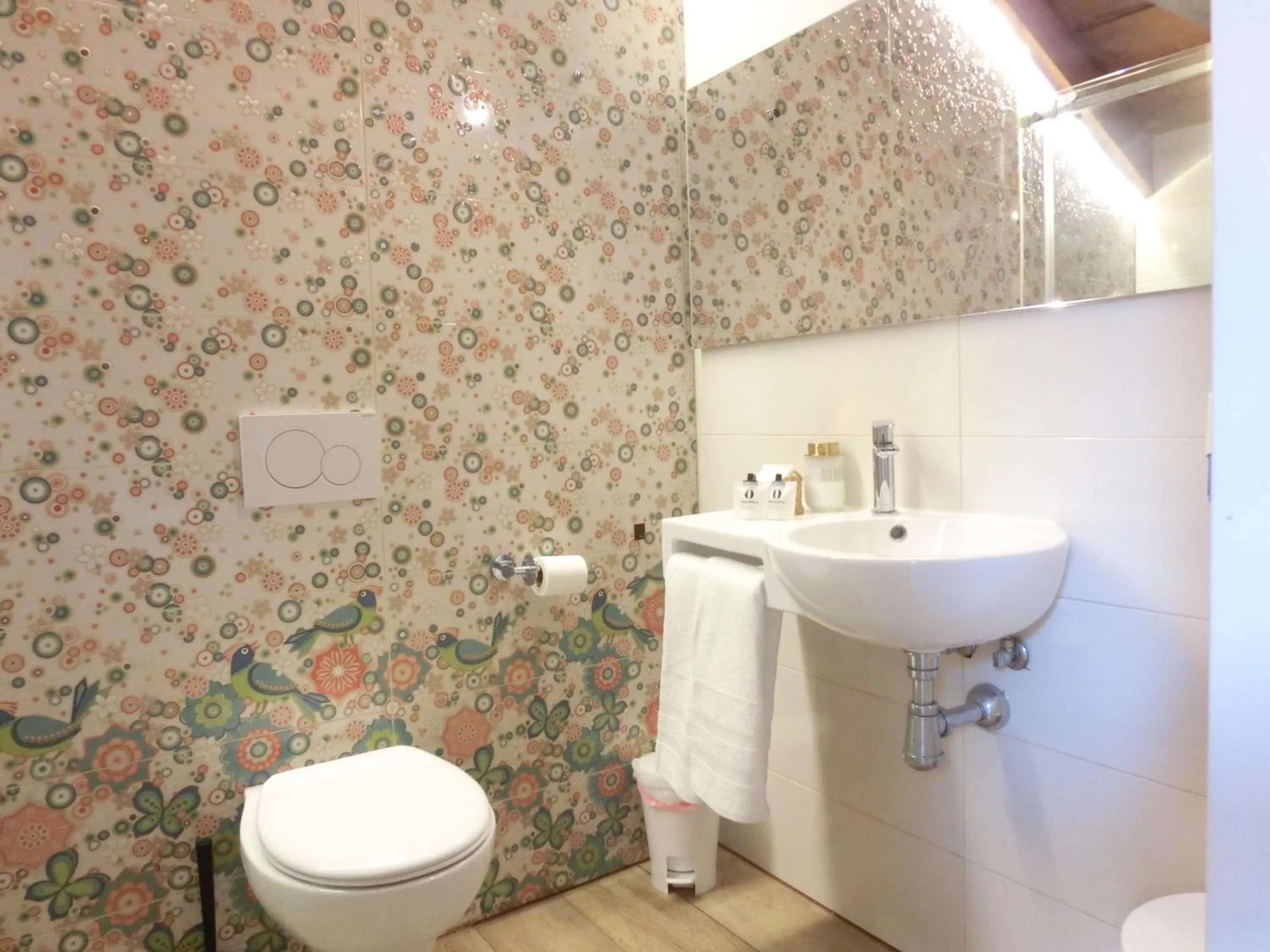 Toilet in Les Monges Palace Boutique