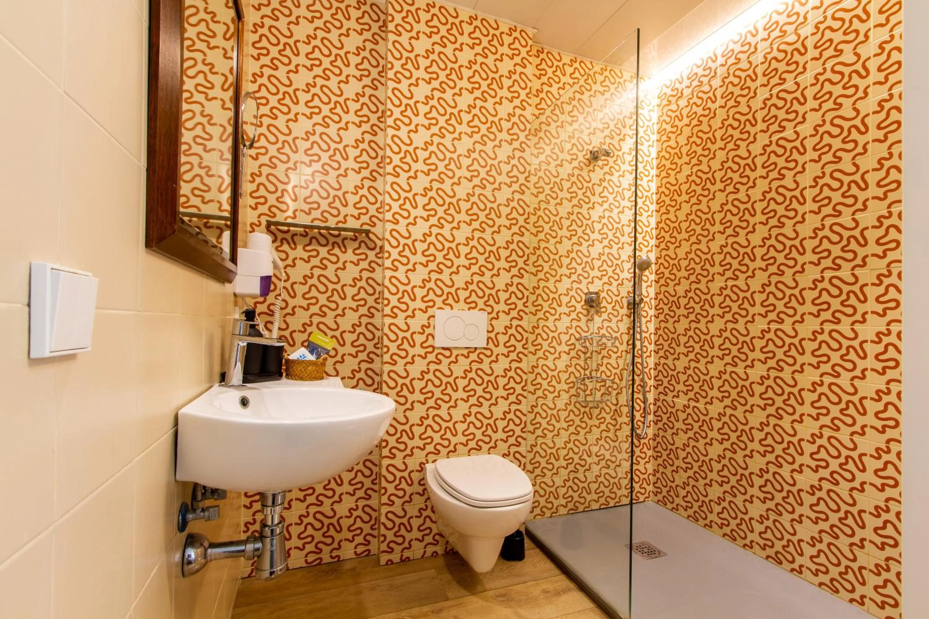 Shower in Les Monges Palace Boutique